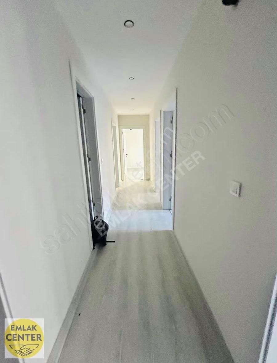 Muradiye Mah Satılık 3+1 Ebeveyn Banyolu Daire - Görsel 5