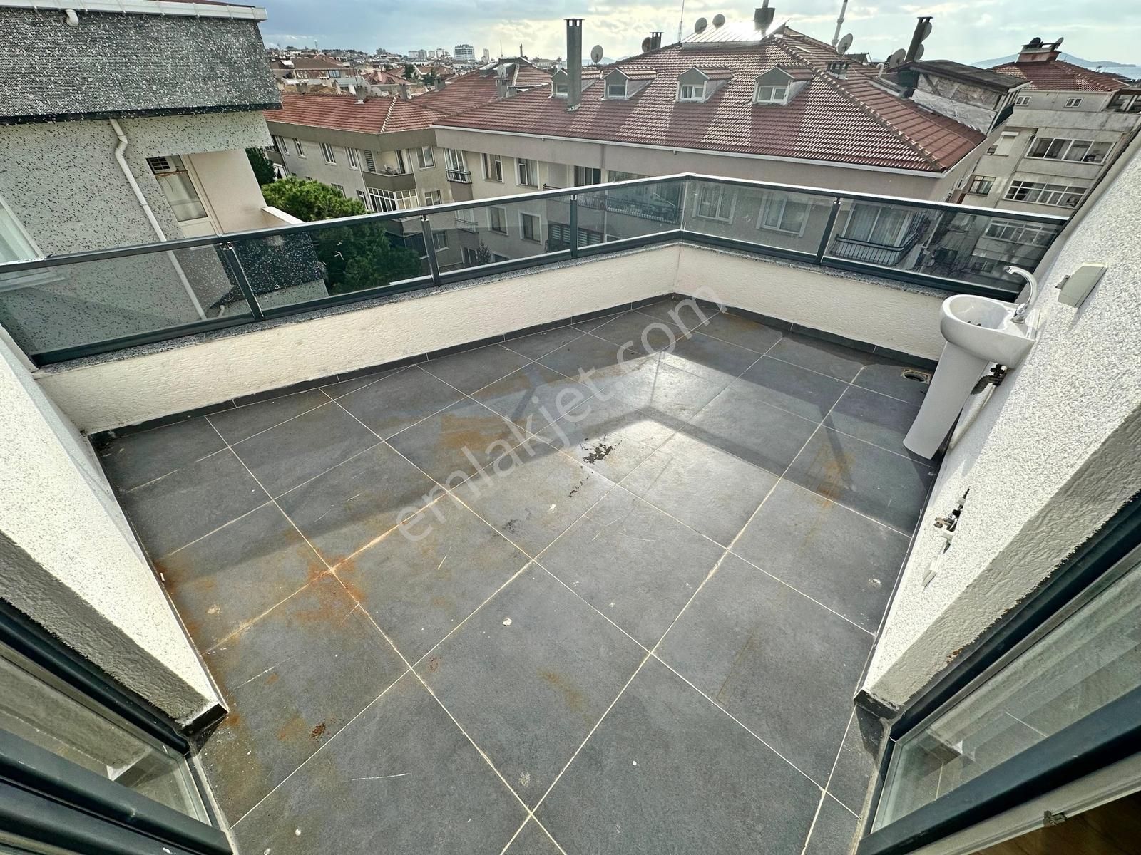 ▃yatırım▃çınar'da Minibüse 2dk Sıfır Yapıda 200m² Ferah 4+2 ! - Görsel 2