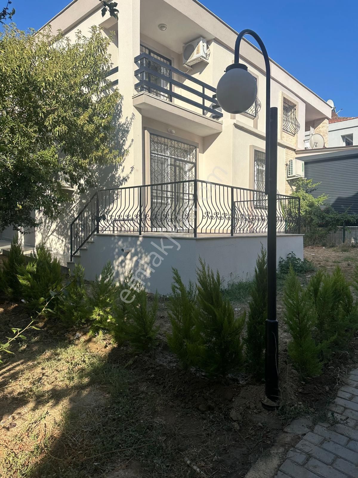 Kadınlar Denizi'nde 3+1 Site İçerisinde Satılık Villa - Görsel 14