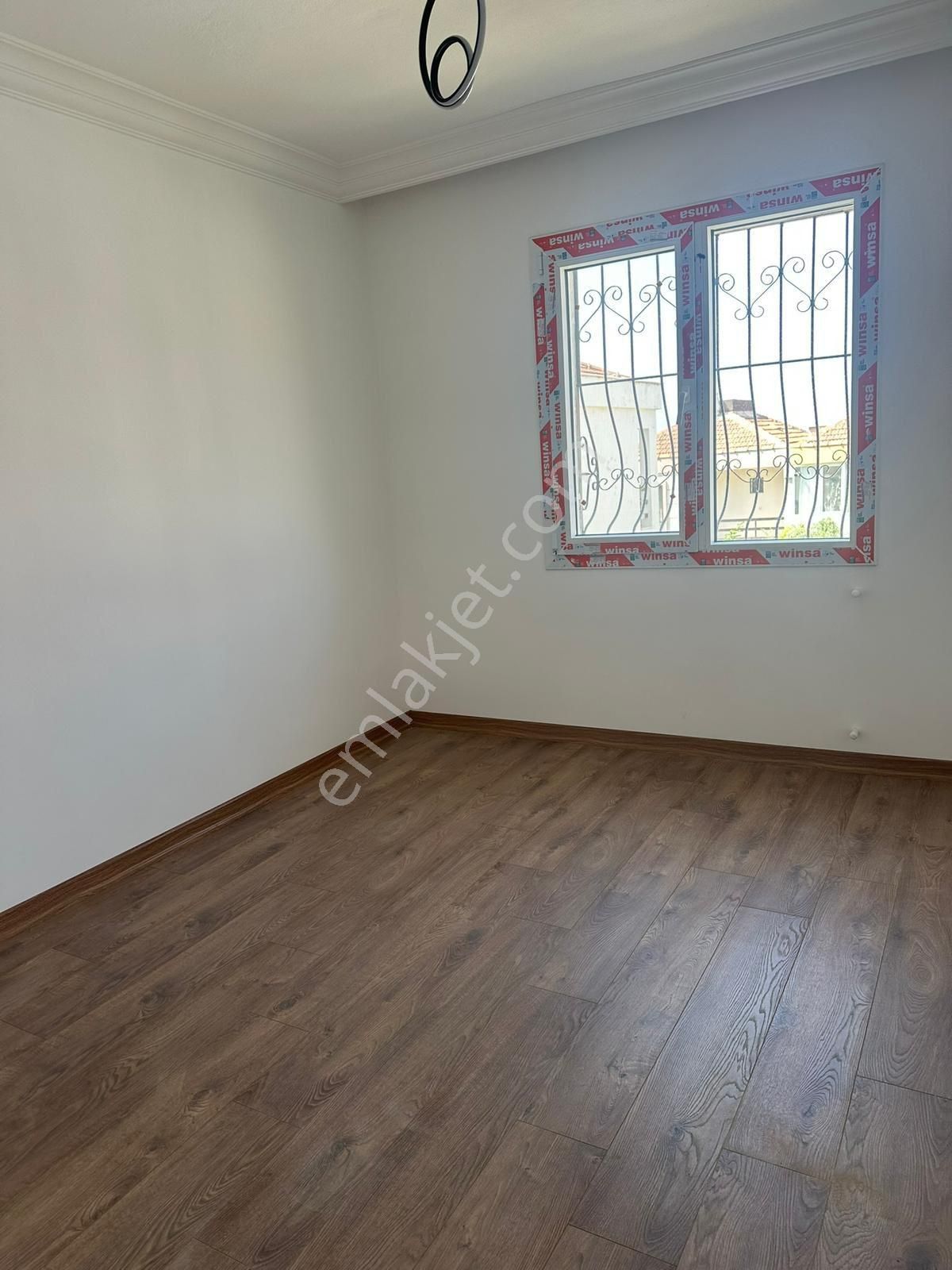 Kadınlar Denizi'nde 3+1 Site İçerisinde Satılık Villa - Görsel 6