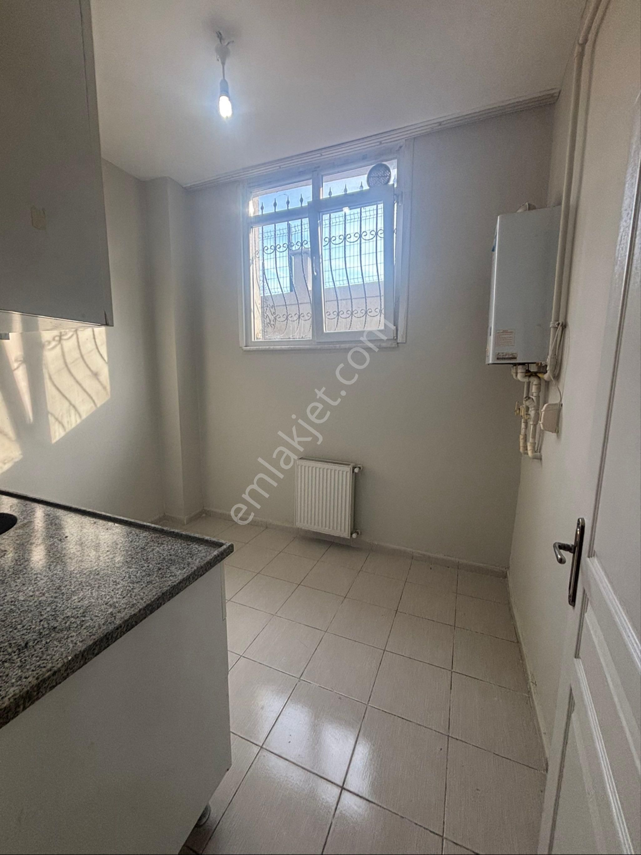 Yeşilkent Mahallesinde Kiralık 1+1 Bahçe Katı - Görsel 10