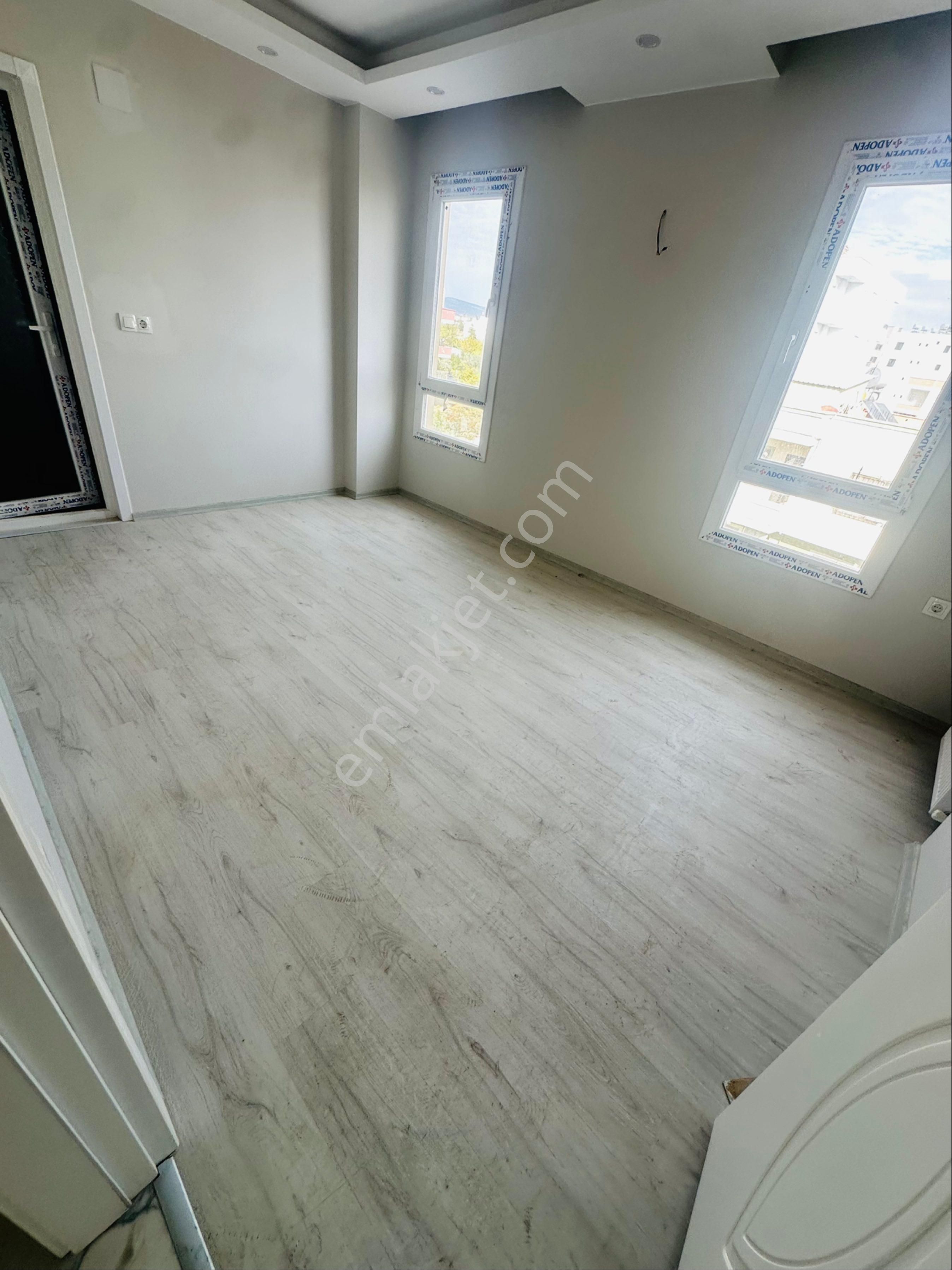 Aziz Emlak‘tan Yalın Ayakta Satılık Müstakil Beş Katlı - Görsel 8