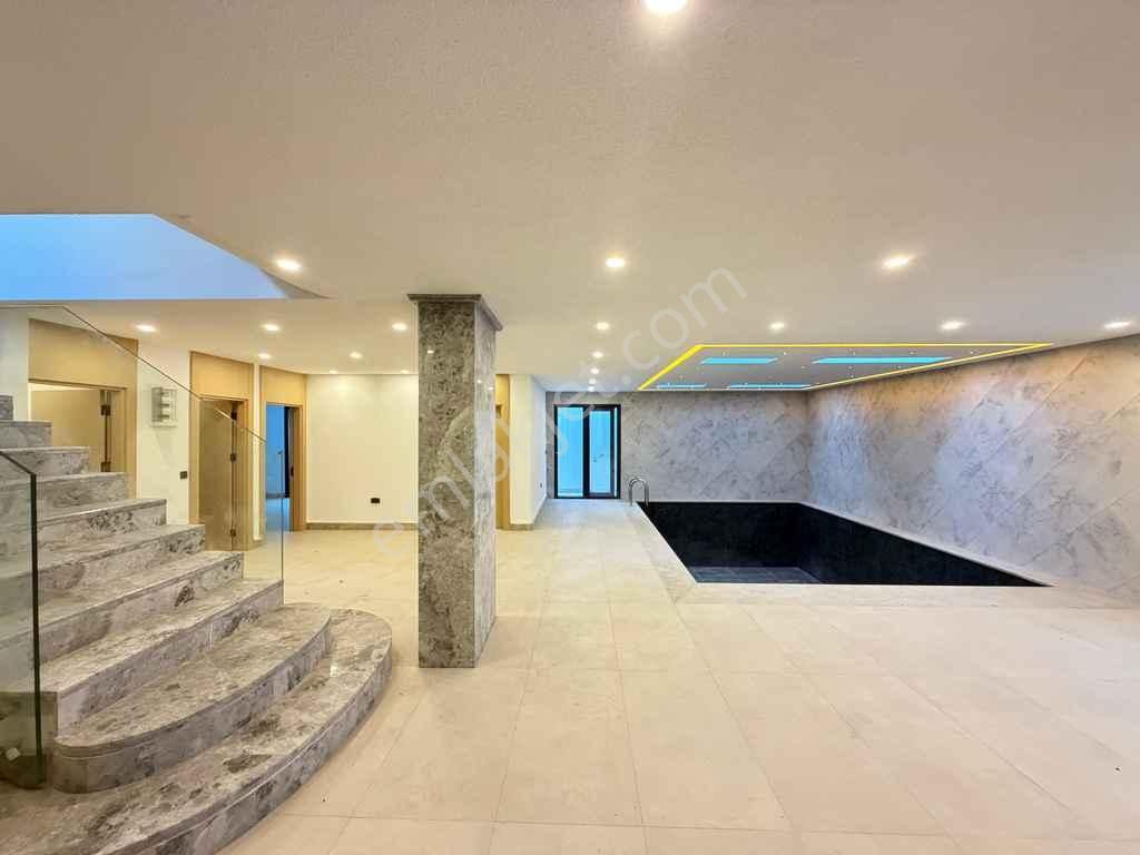 Bodrum Konacık'ta Satılık Kapalı Havuzlu Müstakil 5+2 Villa - Görsel 16