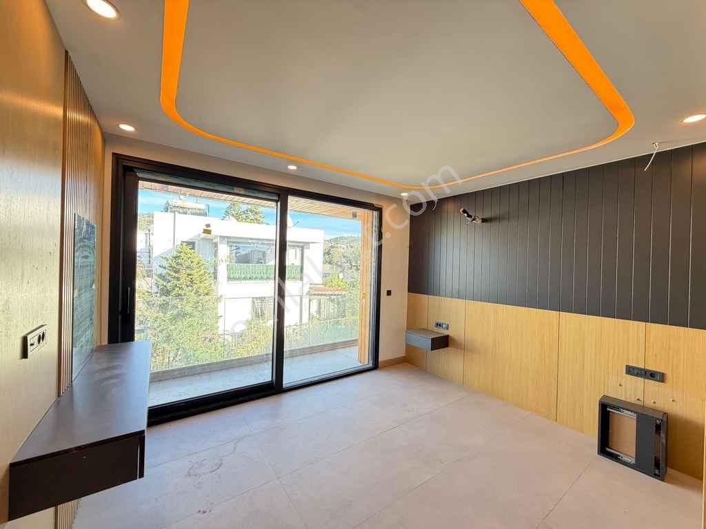 Bodrum Konacık'ta Satılık Kapalı Havuzlu Müstakil 5+2 Villa - Görsel 8