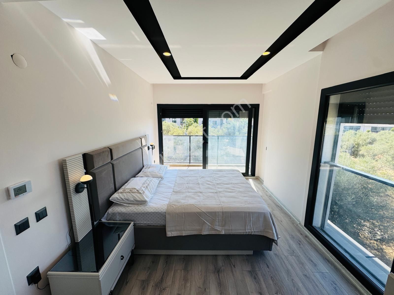 Kuşadası Davutlar Merkezde Siteden Bağımsız Tam Müstakil Satılık Villa - Görsel 15