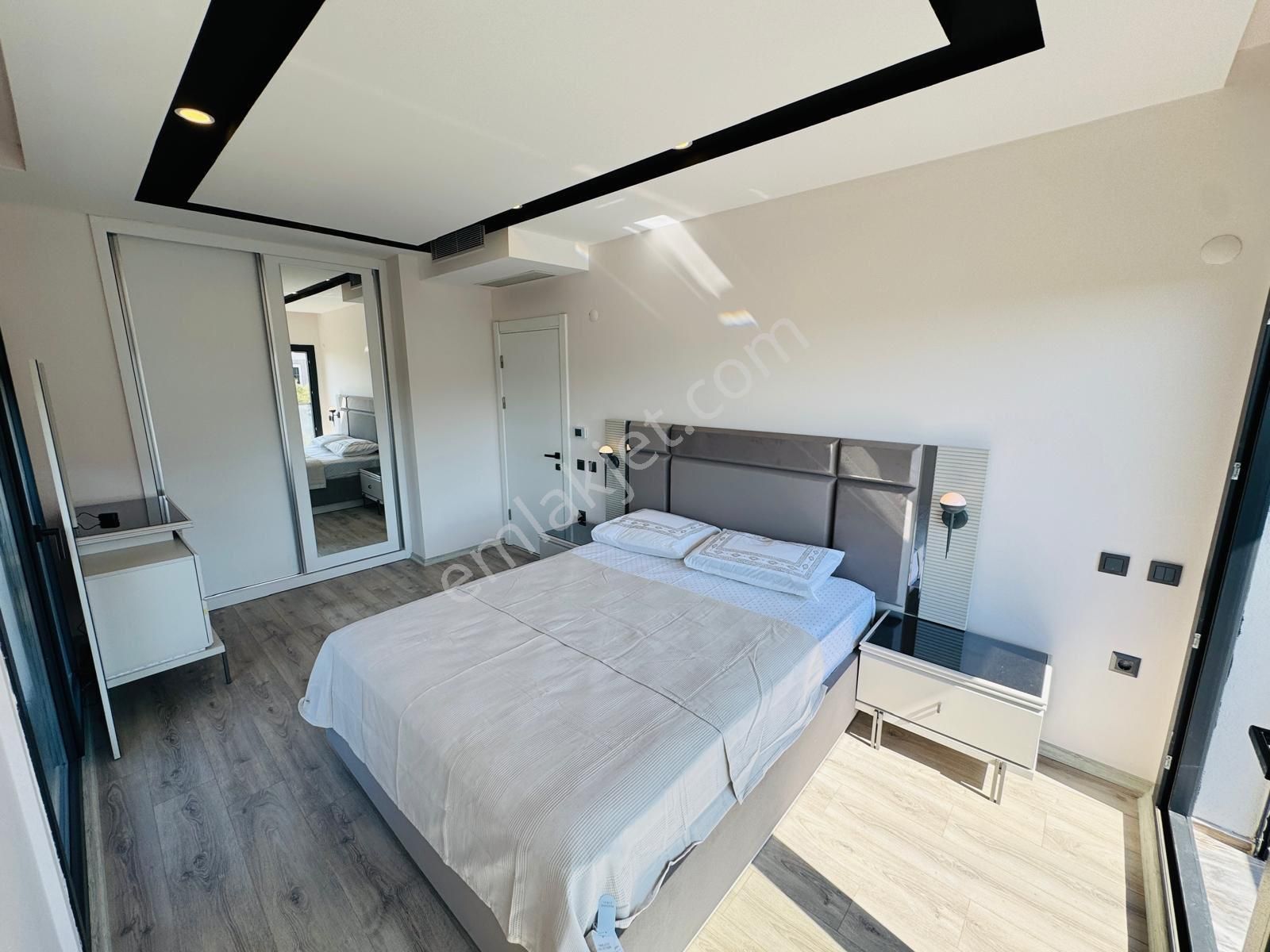 Kuşadası Davutlar Merkezde Siteden Bağımsız Tam Müstakil Satılık Villa - Görsel 14