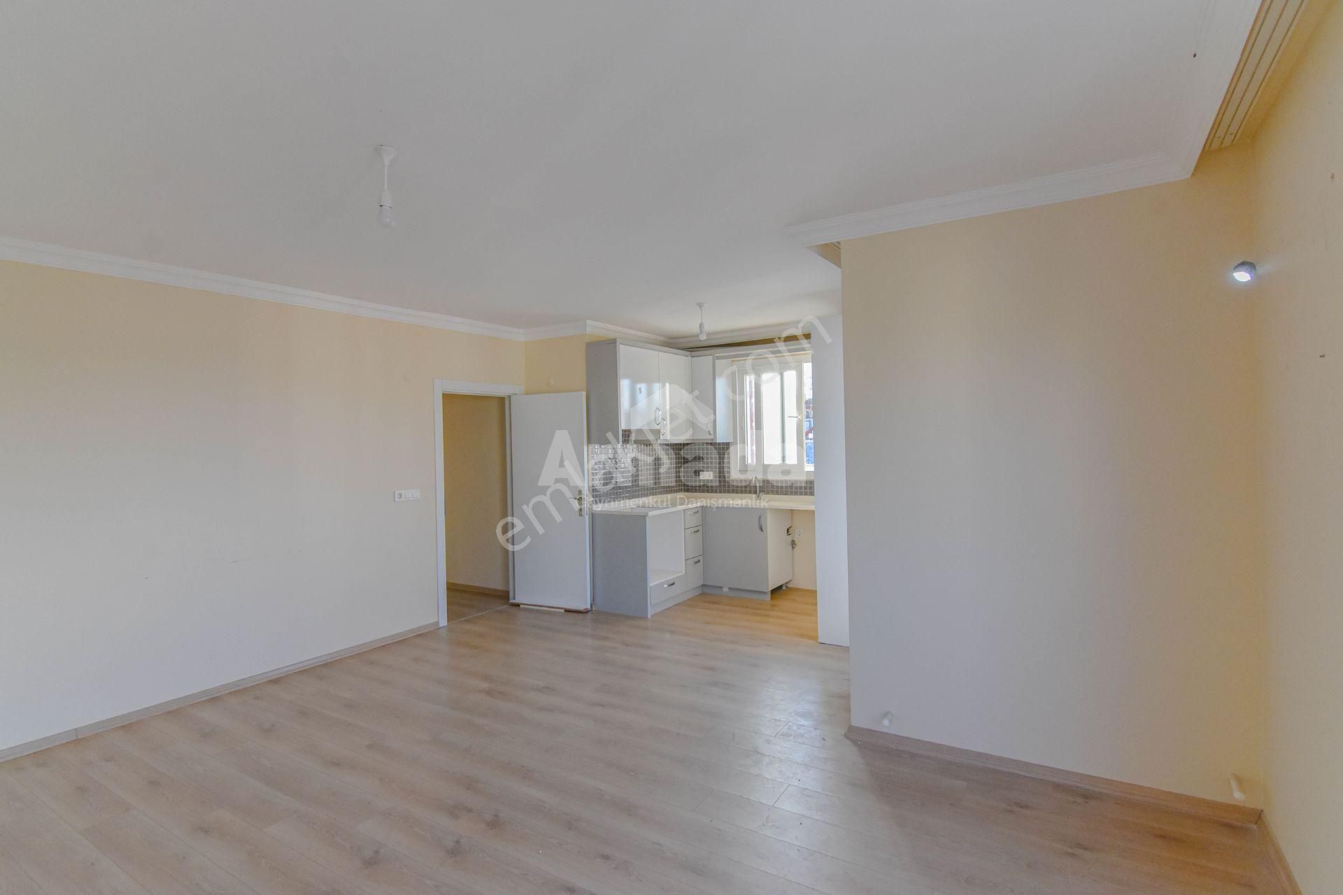 Kuşadası'nda Deniz Manzaralı Yeni Bina 2+1 Satılık Daire - Görsel 4