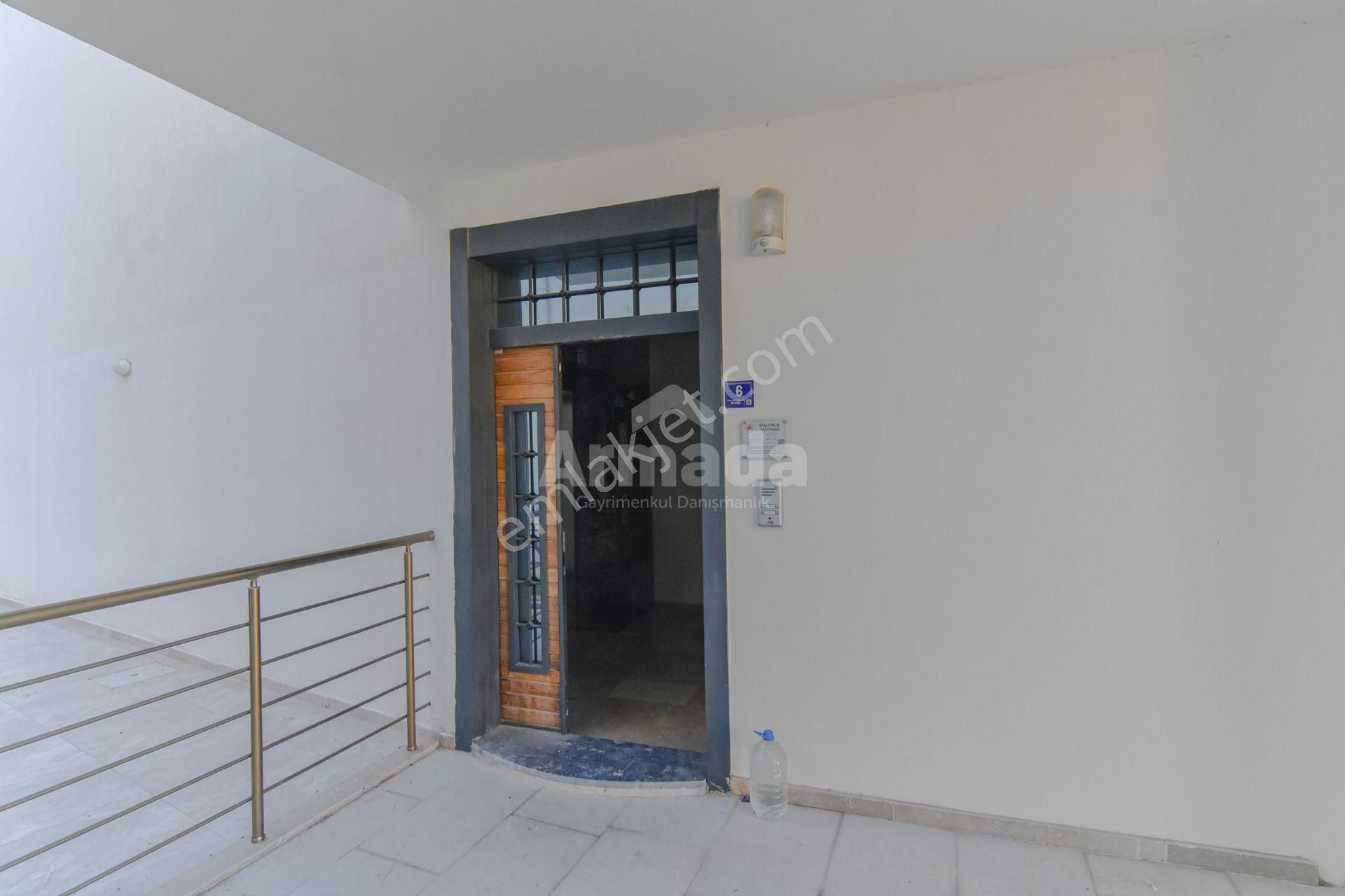 Kuşadası'nda Deniz Manzaralı Yeni Bina 2+1 Satılık Daire - Görsel 24