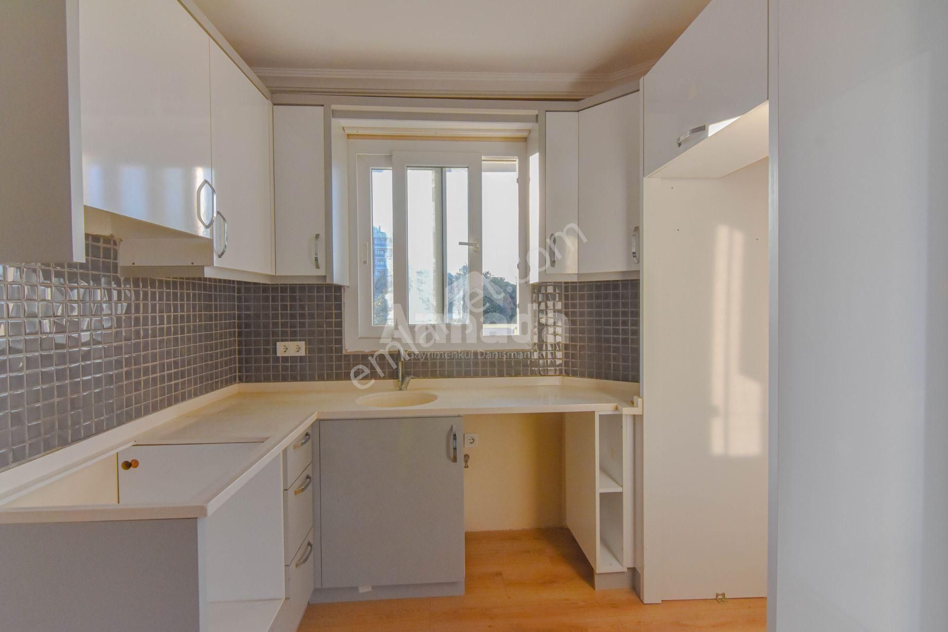 Kuşadası'nda Deniz Manzaralı Yeni Bina 2+1 Satılık Daire - Görsel 7