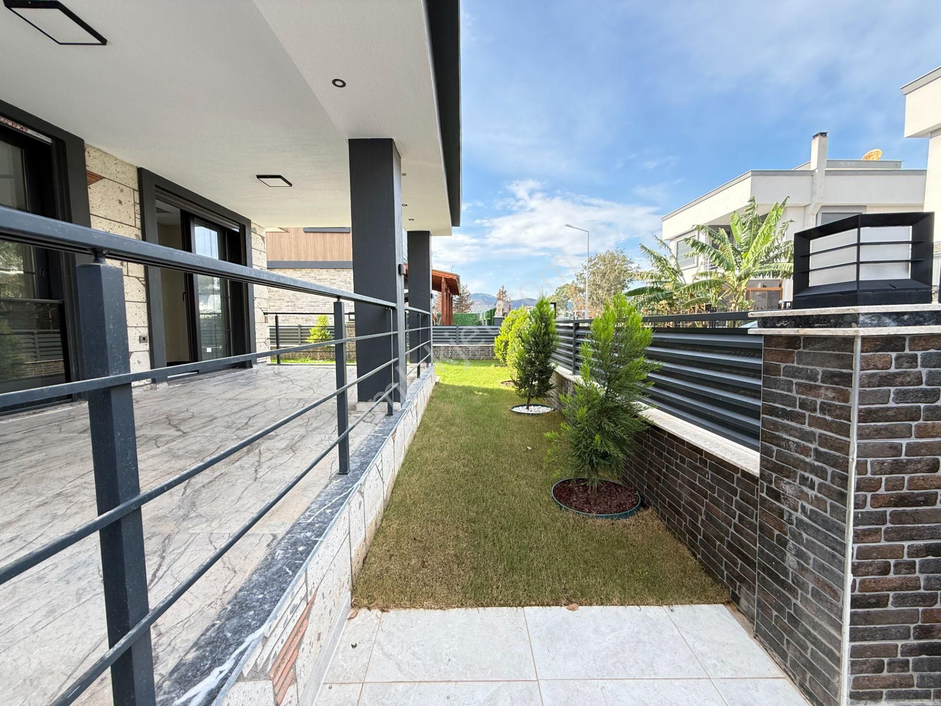 Seferihisar Doğanbeyde Satılık Müstakil Havuzlu Sıfır Lüks Villa - Görsel 9