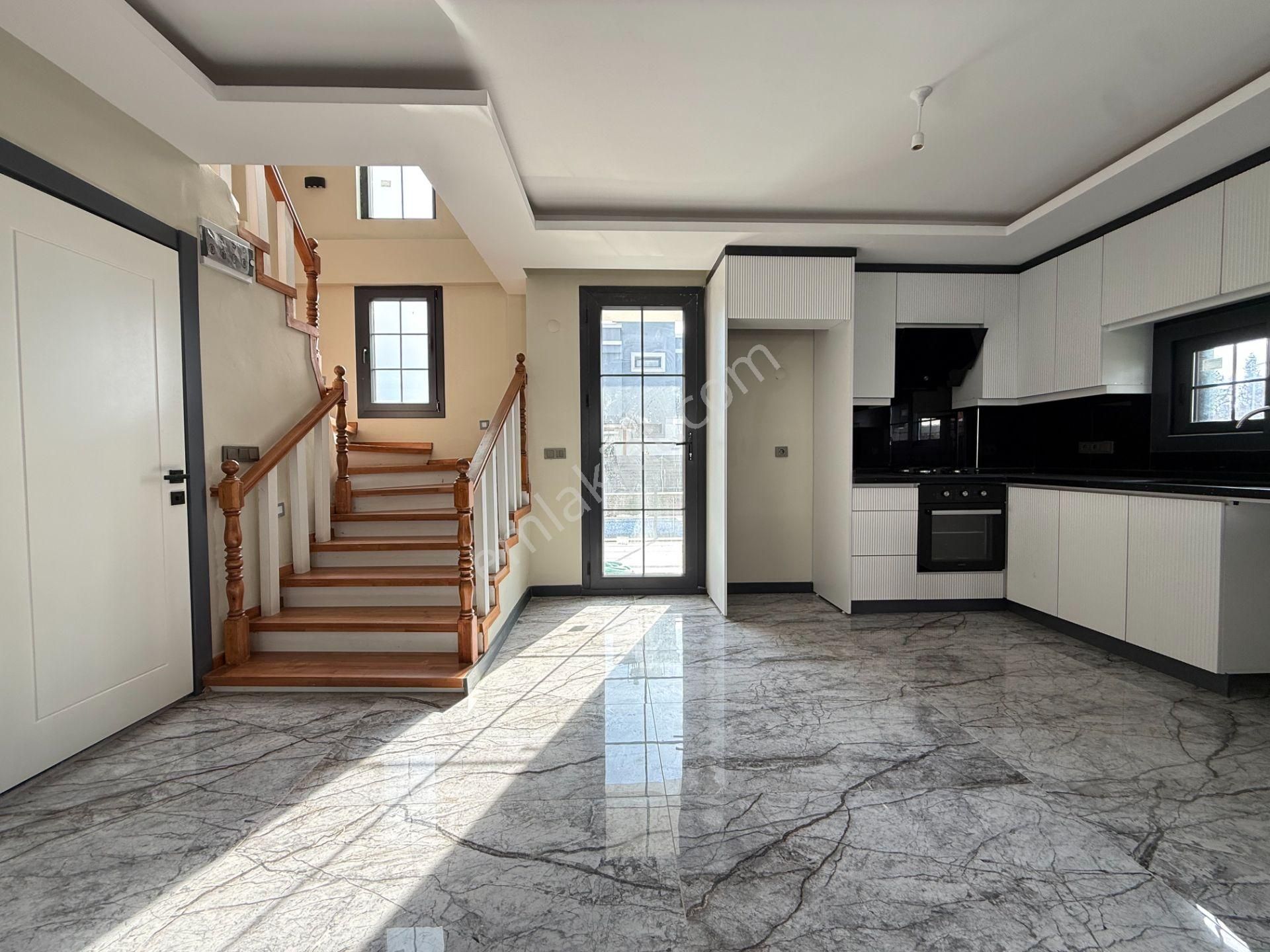 Seferihisar Doğanbeyde Satılık Müstakil Havuzlu Sıfır Lüks Villa - Görsel 13