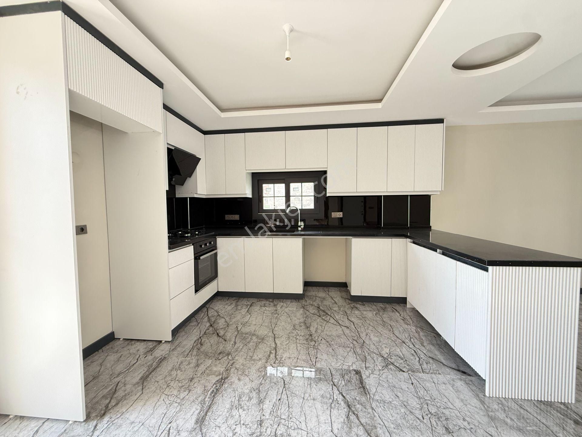 Seferihisar Doğanbeyde Satılık Müstakil Havuzlu Sıfır Lüks Villa - Görsel 19