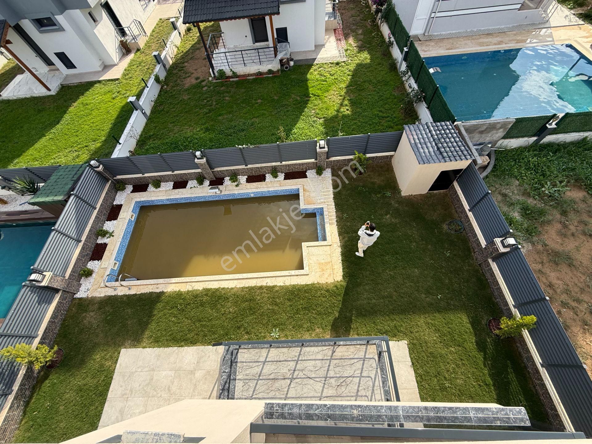 Seferihisar Doğanbeyde Satılık Müstakil Havuzlu Sıfır Lüks Villa - Görsel 35