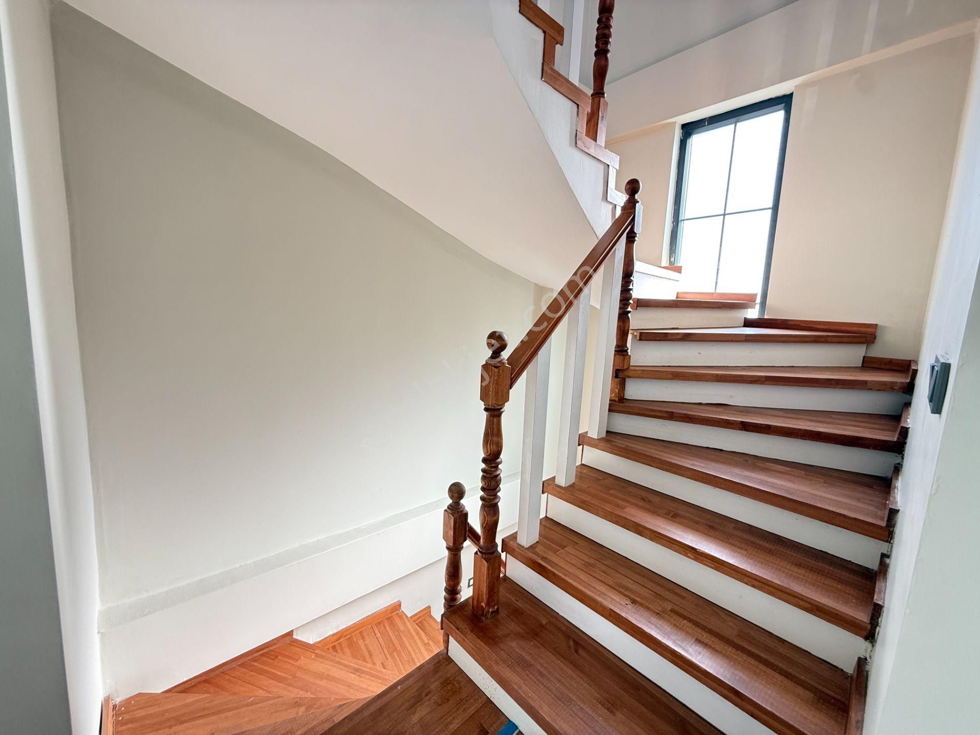 Seferihisar Doğanbeyde Satılık Müstakil Havuzlu Sıfır Lüks Villa - Görsel 30