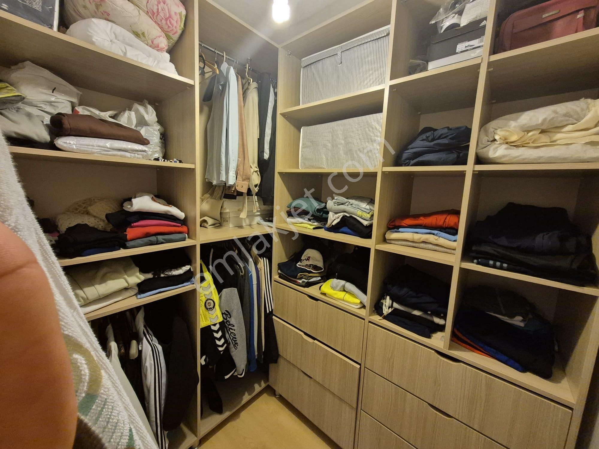 Büşra Gayrimenkulden Nezih Sitede Satılık Daire 3+1 Kat 3 Giyinme Odalı 150m2 - Görsel 17