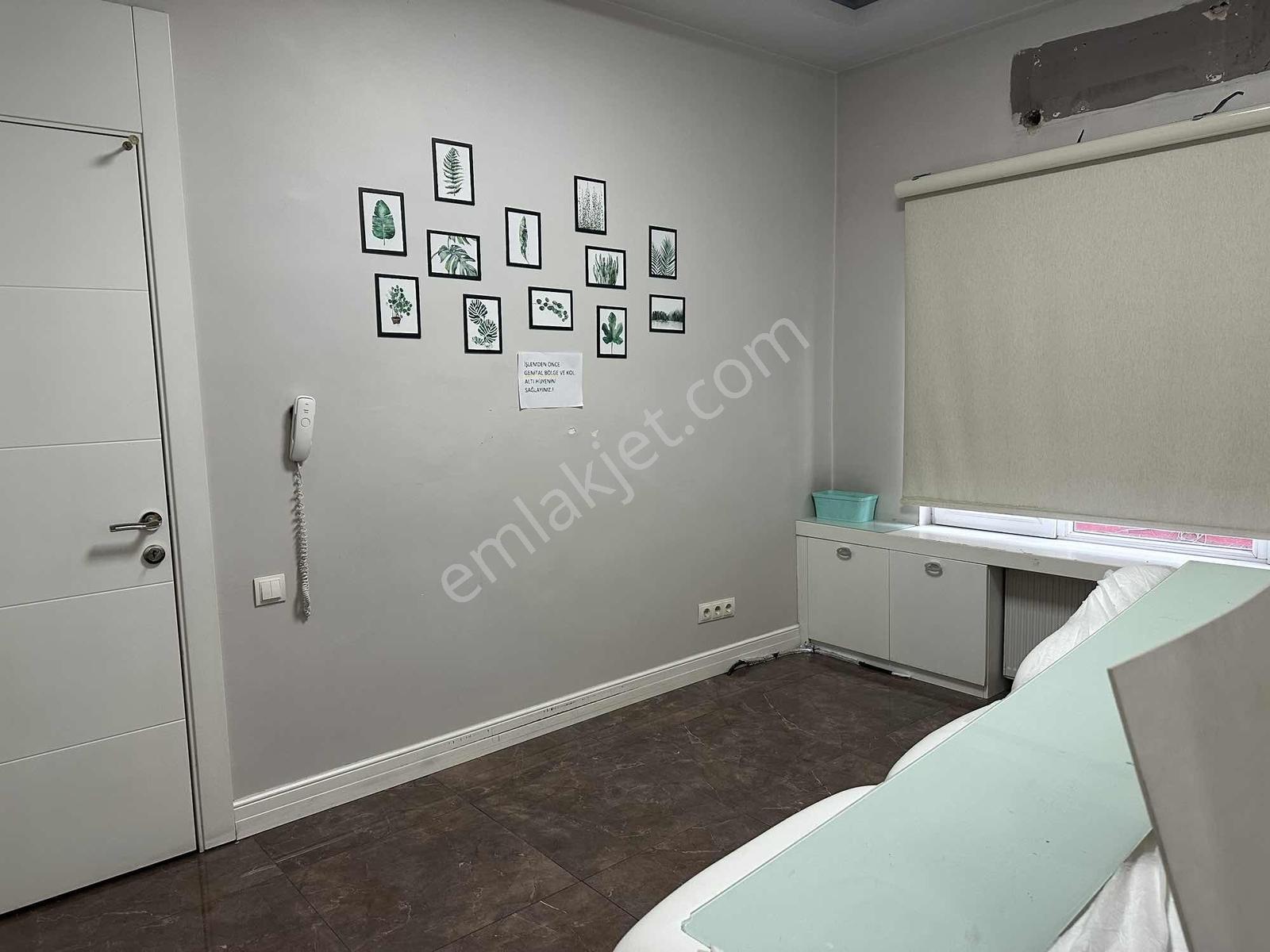 Zafer Meydanında Merkezi Konumda Bakımlı,masrafsız Kiralık Ofis - Görsel 24