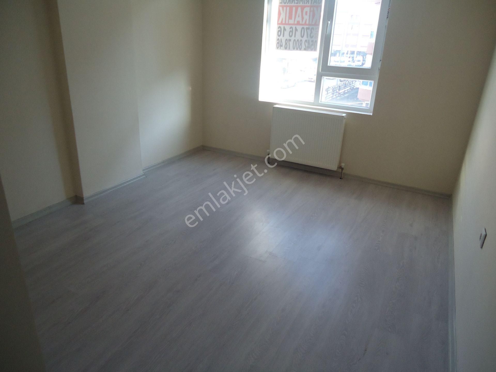 Krc'den Şahintepe'de Merkezi Konumda Kiralık 3+1 Daire - Görsel 14
