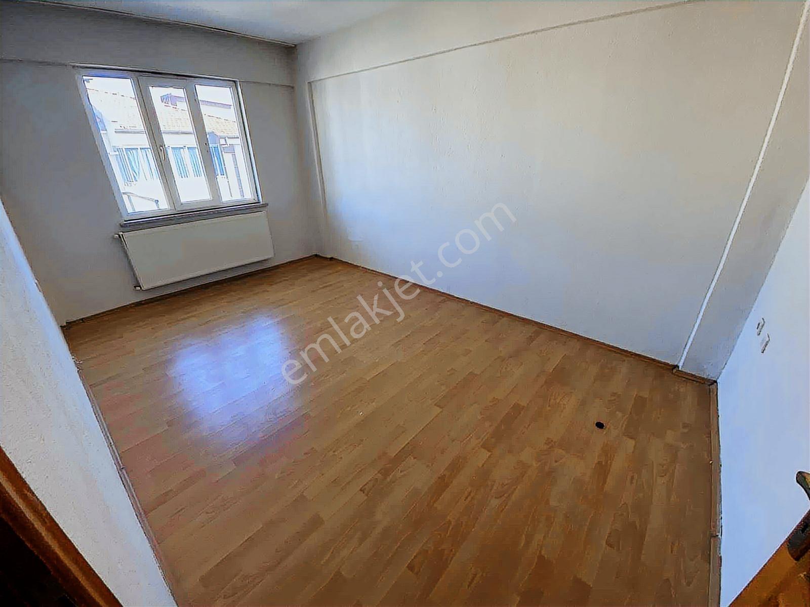 Paşaalanı Mah. Kiralık 2+1 Ayrı Mutfaklı Geniş-kullanışlı Daire - Görsel 18