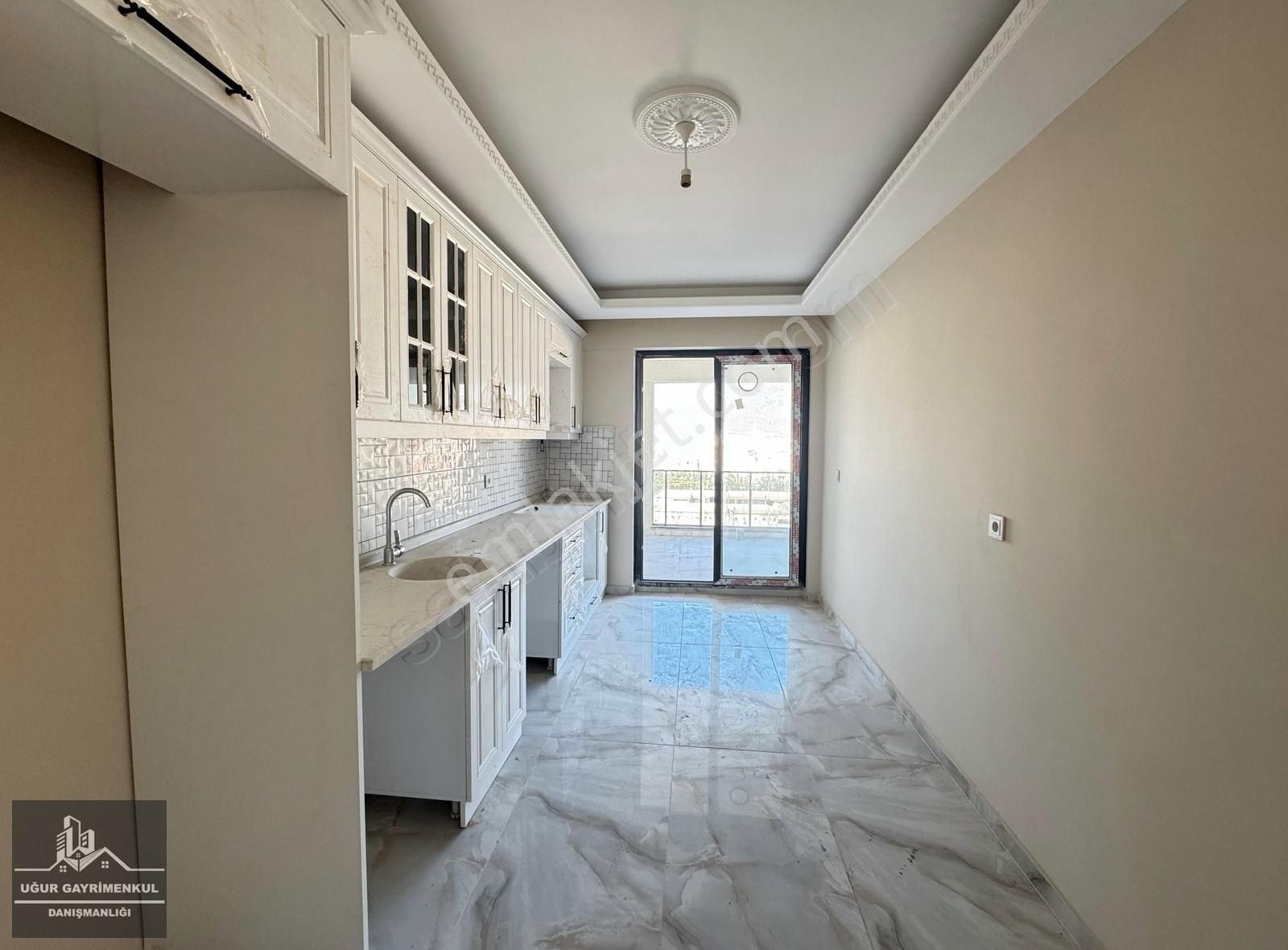 Uğur Gayrimenkul'den Hisar'da Sıfır Ara Kat Satılık 3+1 Daire - Görsel 4
