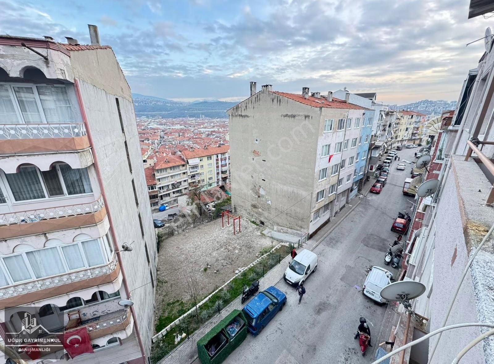 Uğur Gayrimenkul'den Lise Caddesinde Eşyalı Kiralık 2+1 Daire - Görsel 10