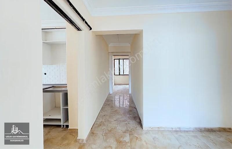 Uğur Gayrimenkul'den Manastır'da Manzaralı Satılık 3+1 Daireler - Görsel 2