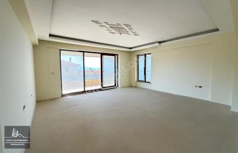 Uğur Gayrimenkul'den Manastır'da Manzaralı Satılık 3+1 Daireler - Görsel 4