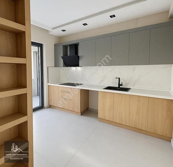 Uğur Gayrimenkul'den Panoramik Manzaralı Kiralık 3+1 Daire - Görsel 17