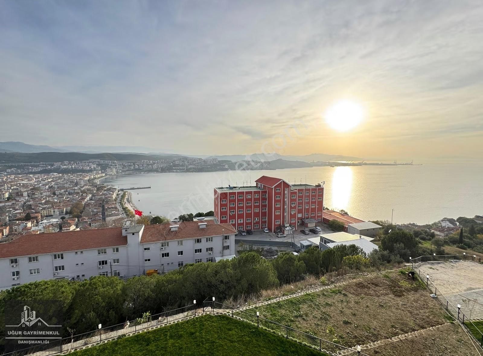 Uğur Gayrimenkul'den Panoramik Manzaralı Kiralık 3+1 Daire - Görsel 9