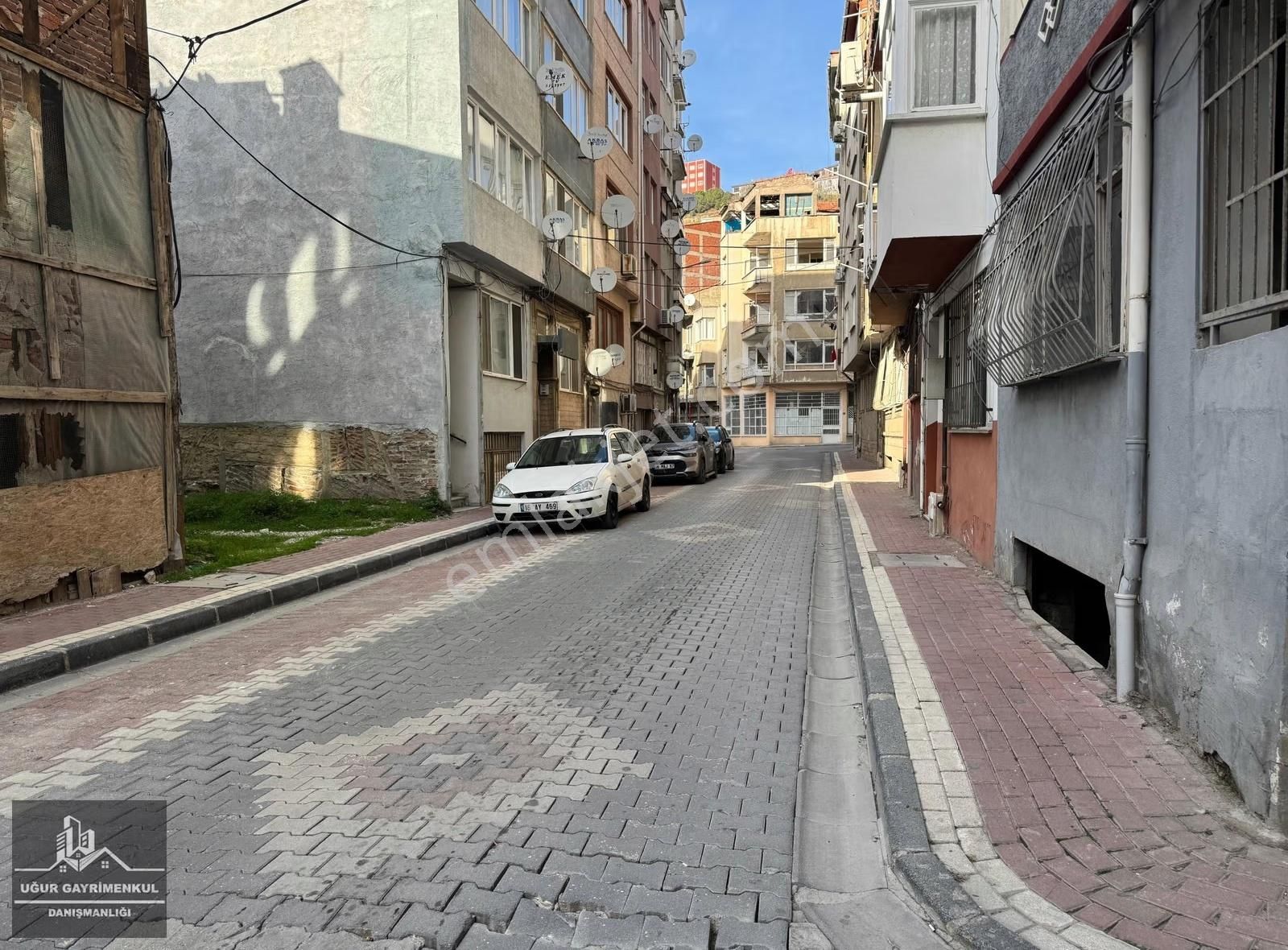 Uğur Gayrimenkul'den Sahile Yakın Konumda Satılık 2+1 Daire - Görsel 23