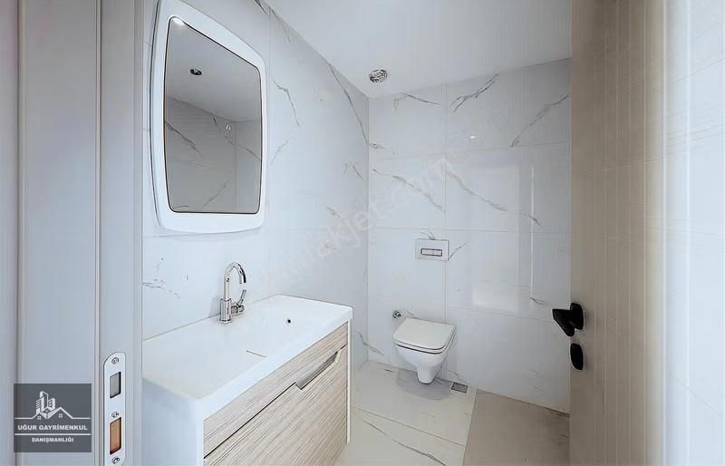 Uğur Gayrimenkul'den Manastır'da Manzaralı Tripleks Villa - Görsel 21