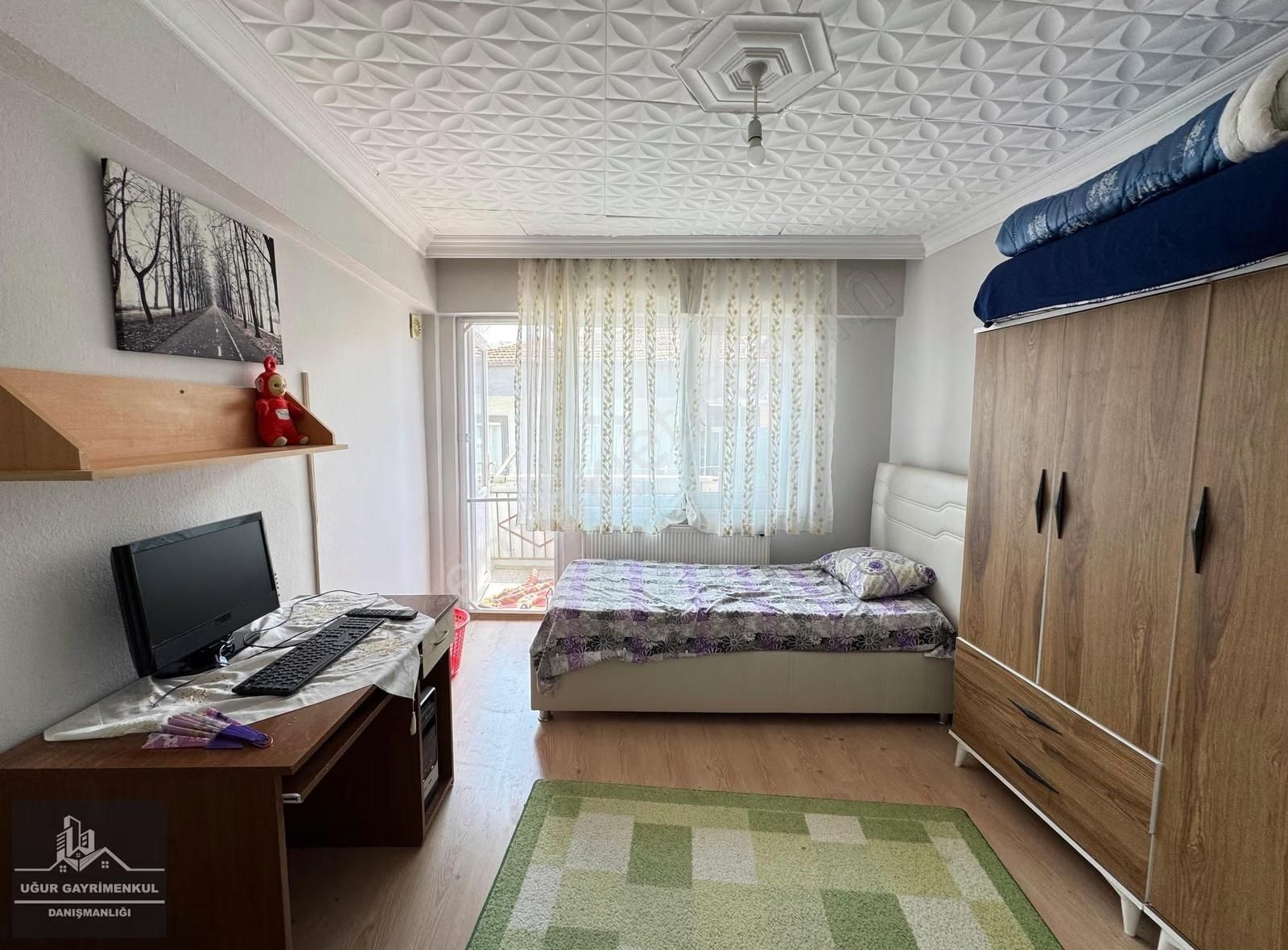 Uğur Gayrimenkul'den Balıkpazarında Eşyalı Ve Klimalı 2+1 Daire - Görsel 2