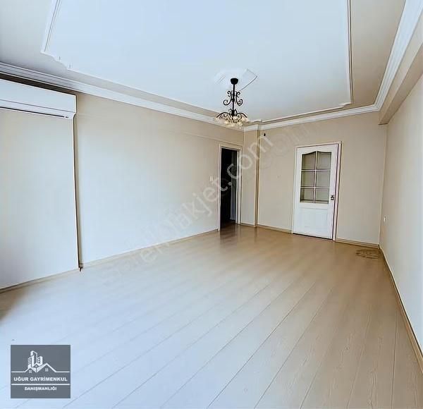 Uğur Gayrimenkul'den Şehir Merkezinde Satılık Dubleks Daire - Görsel 4