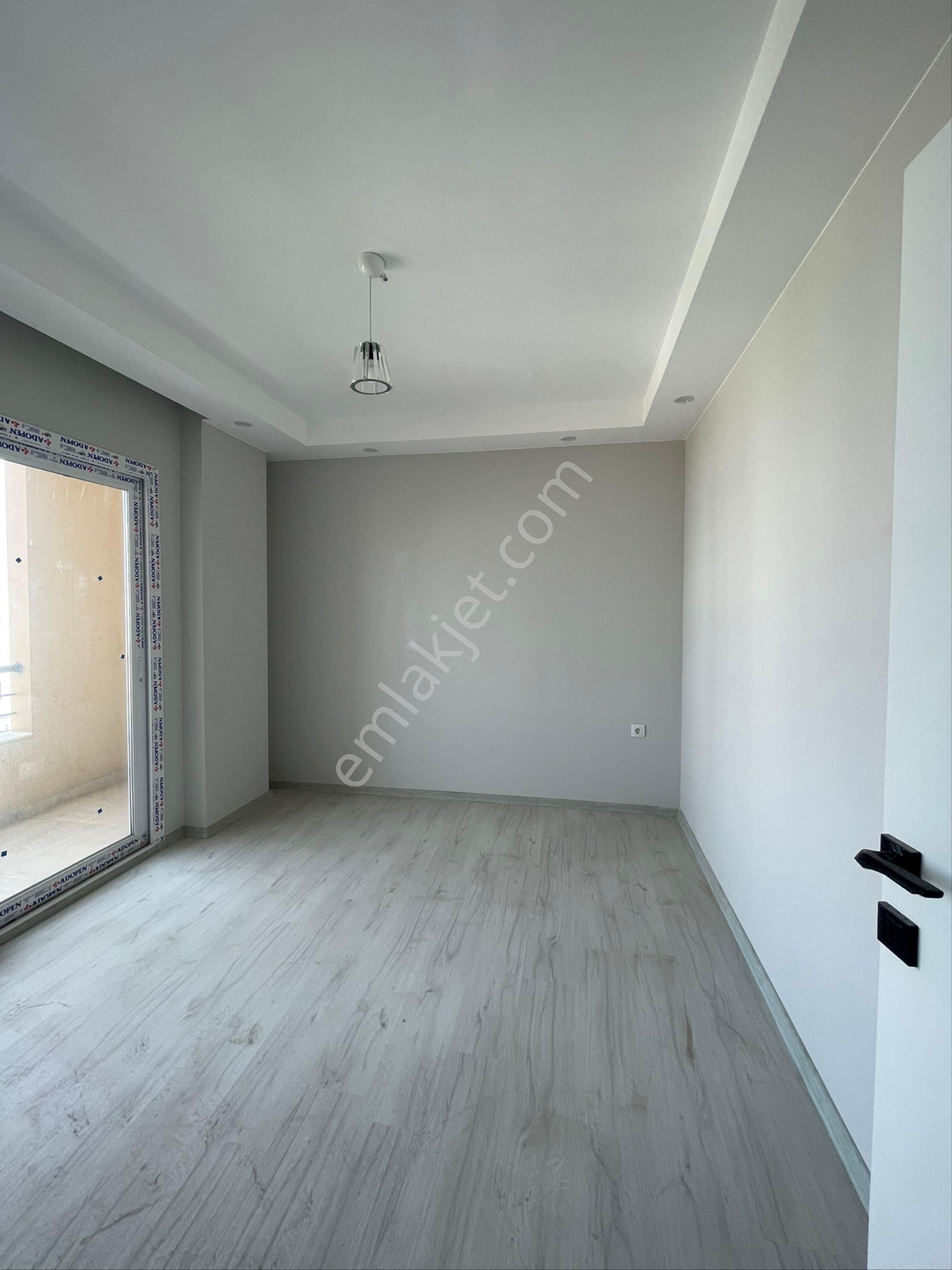 Aziz Emlaktan Yalınayakta Acil Satılık Komplr Bina - Görsel 11