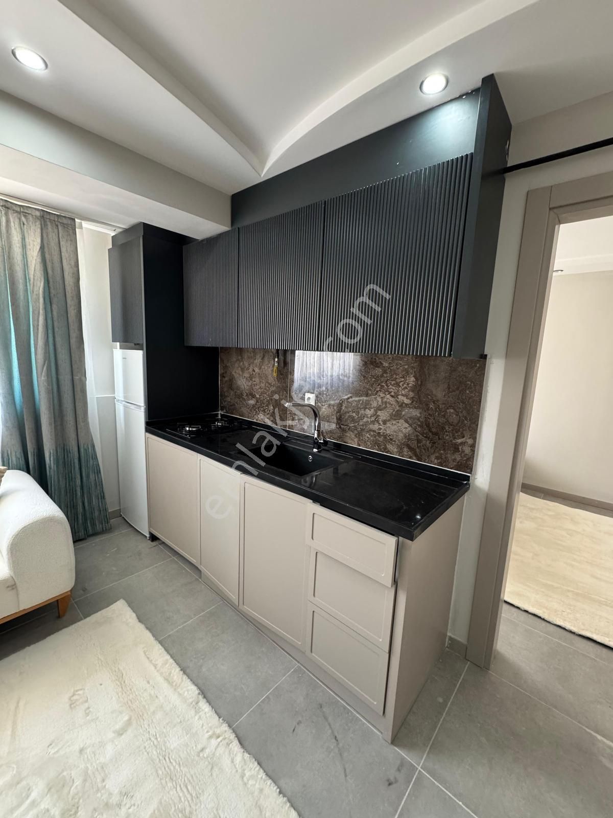 Özmecaz'dan Zeytinköy'de 1+1 55m2 Arakat Full Eşyalı Lüks Apart - Görsel 6