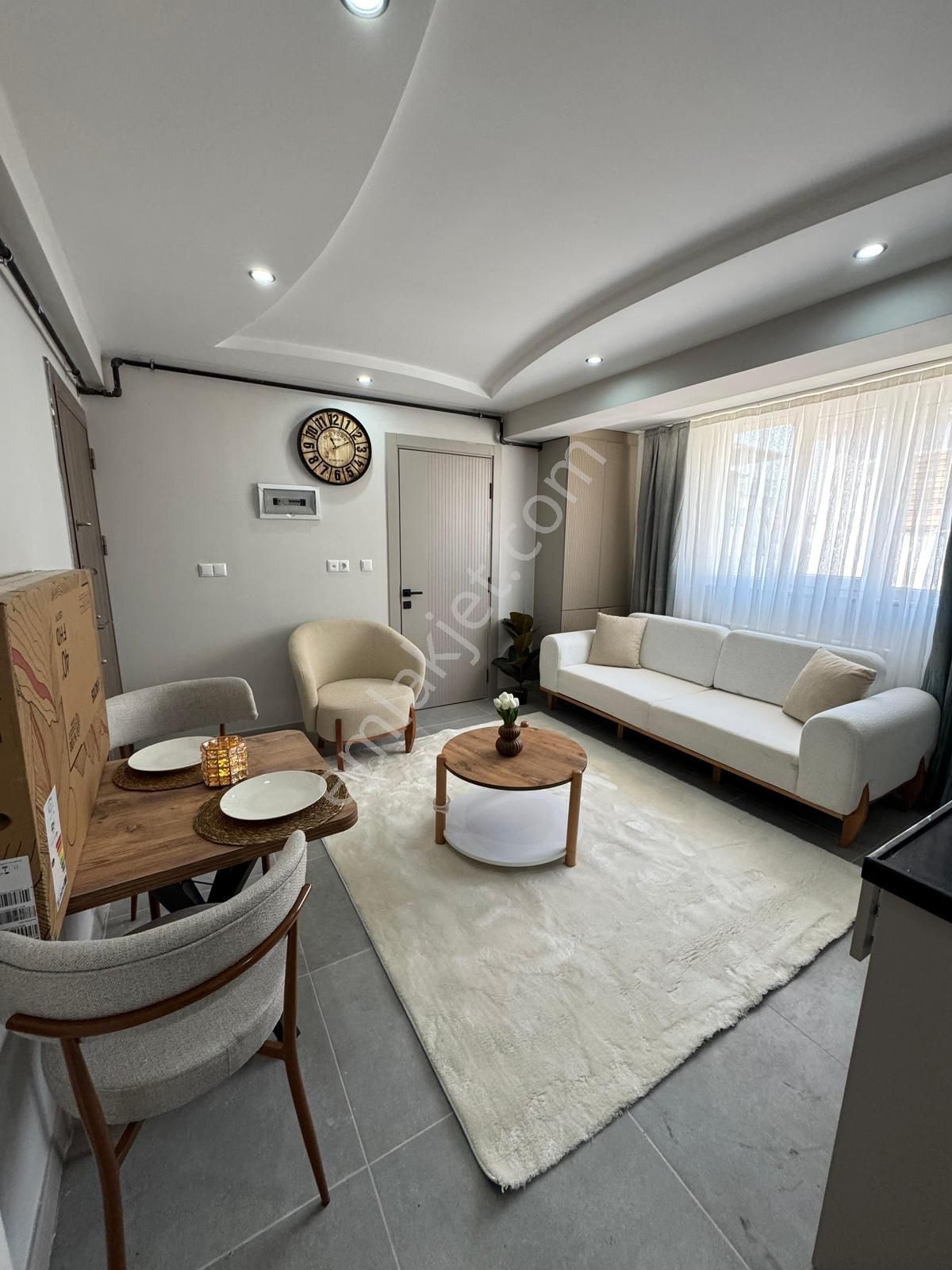 Özmecaz'dan Zeytinköy'de 1+1 55m2 Arakat Full Eşyalı Lüks Apart