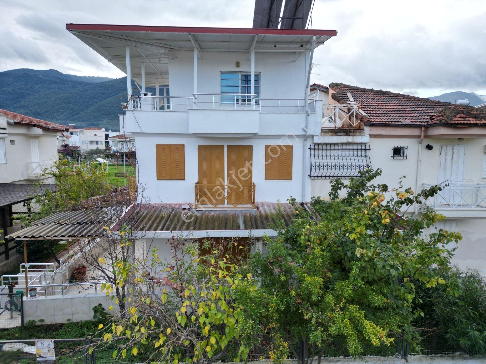 Güzelçamlı’da Plaja Yakın, Havuzlu Site İçinde 4+1 Triplex Villa - Görsel 33