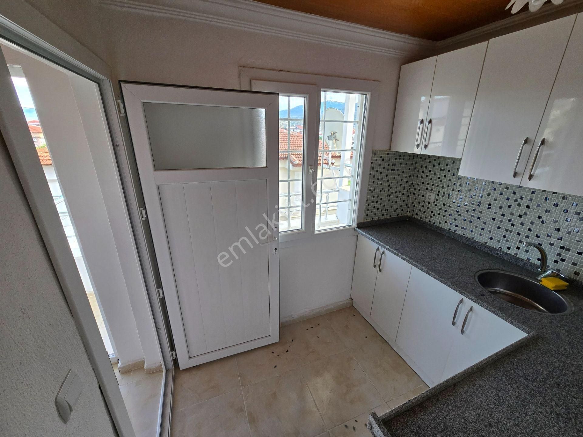 Güzelçamlı’da Plaja Yakın, Havuzlu Site İçinde 4+1 Triplex Villa - Görsel 18