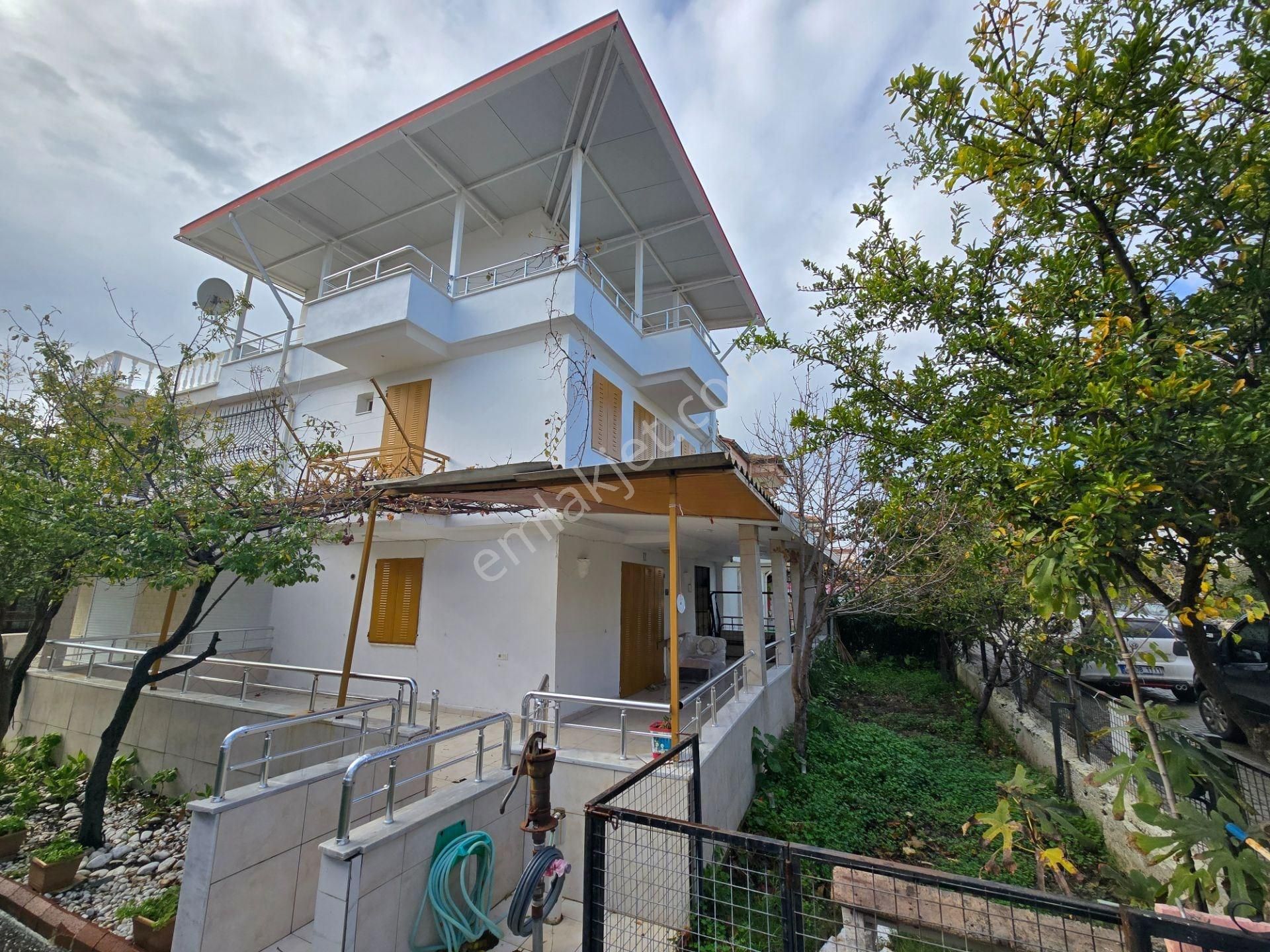 Güzelçamlı’da Plaja Yakın, Havuzlu Site İçinde 4+1 Triplex Villa - Görsel 8