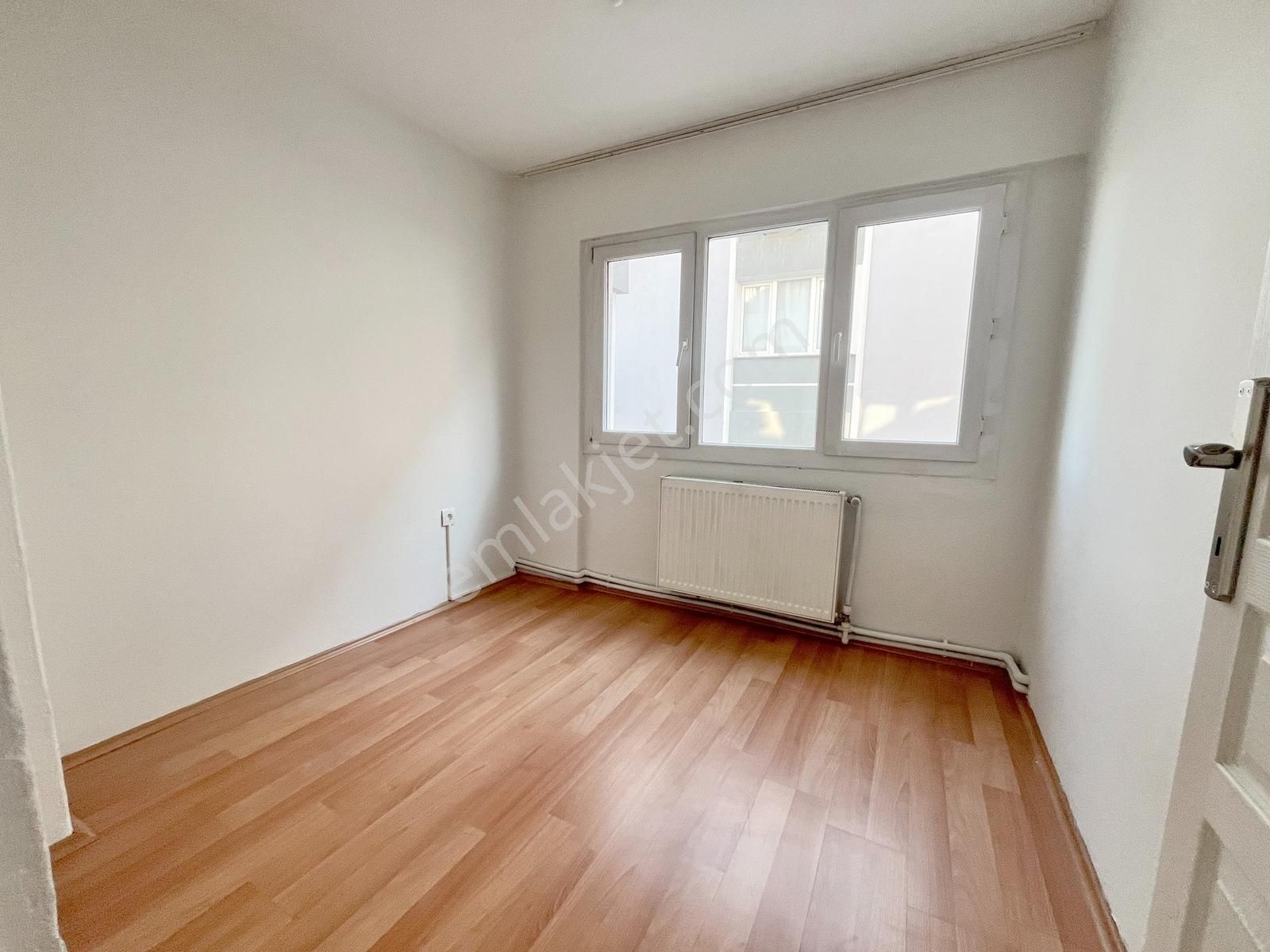 Bayraklı Manavkuyu Otoban Yakınında Doğalgazlı Kiralık 3+1 Daire - Görsel 8