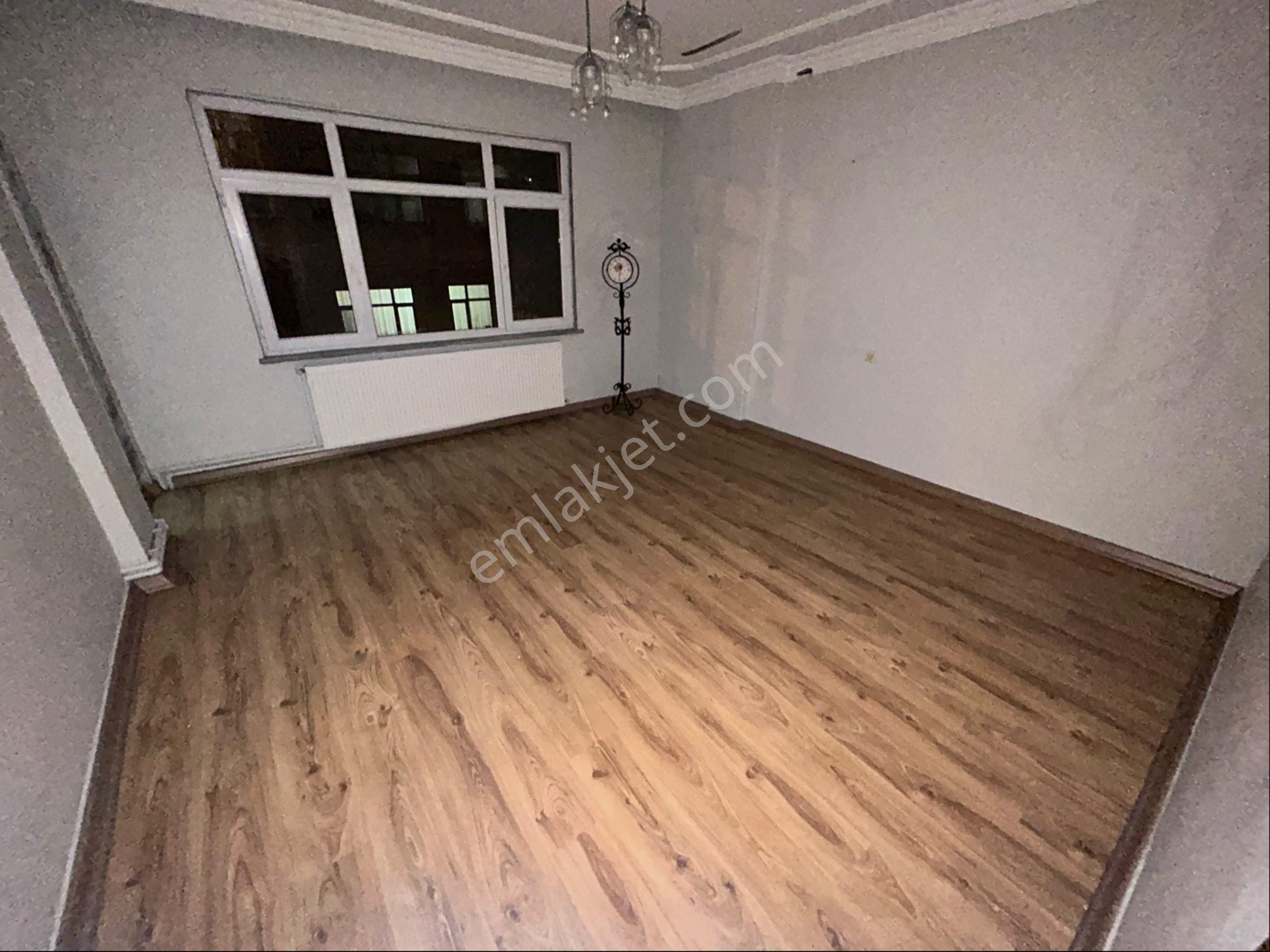 Uğurmumcu Mahallesi 2+1 110m2 Mükemmel Konumda Fırsat 1.kat Daire - Görsel 13