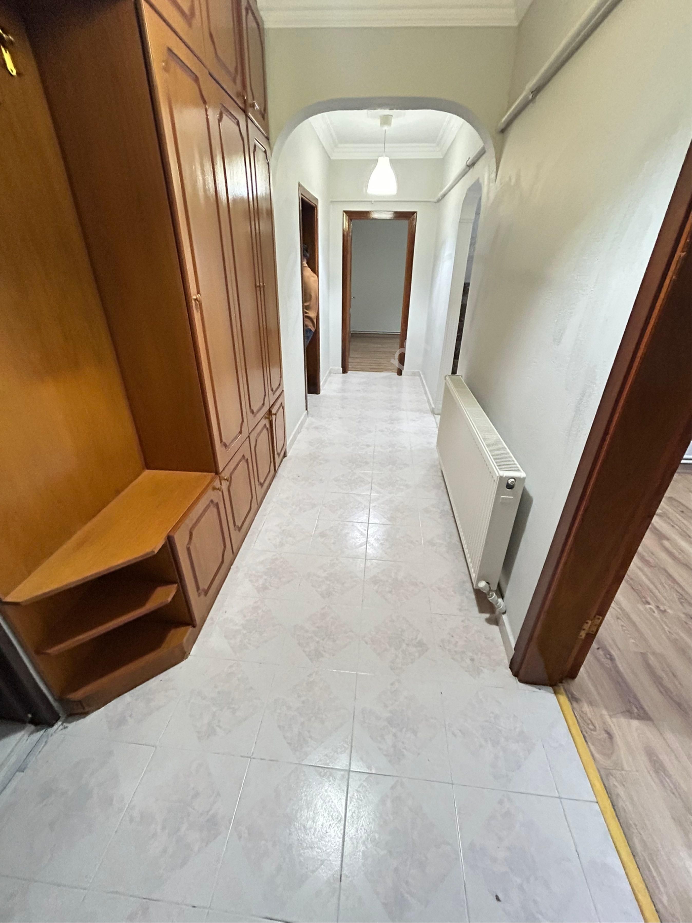 Uğurmumcu Mahallesi 2+1 110m2 Mükemmel Konumda Fırsat 1.kat Daire - Görsel 23