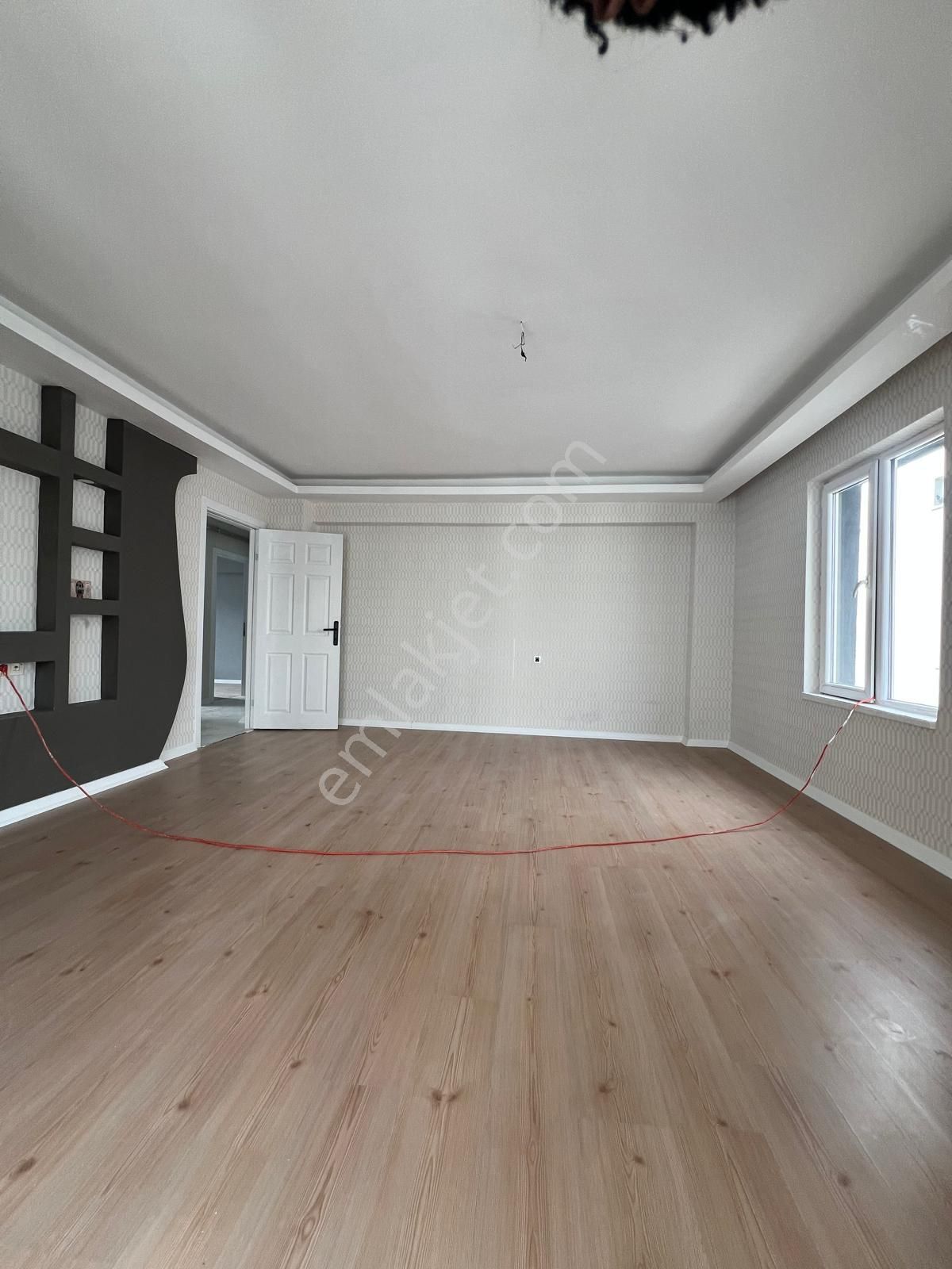 Ovacık Mahallesi'nde E.banyolu Asansörlü Binada 3+1 Daire! - Görsel 13