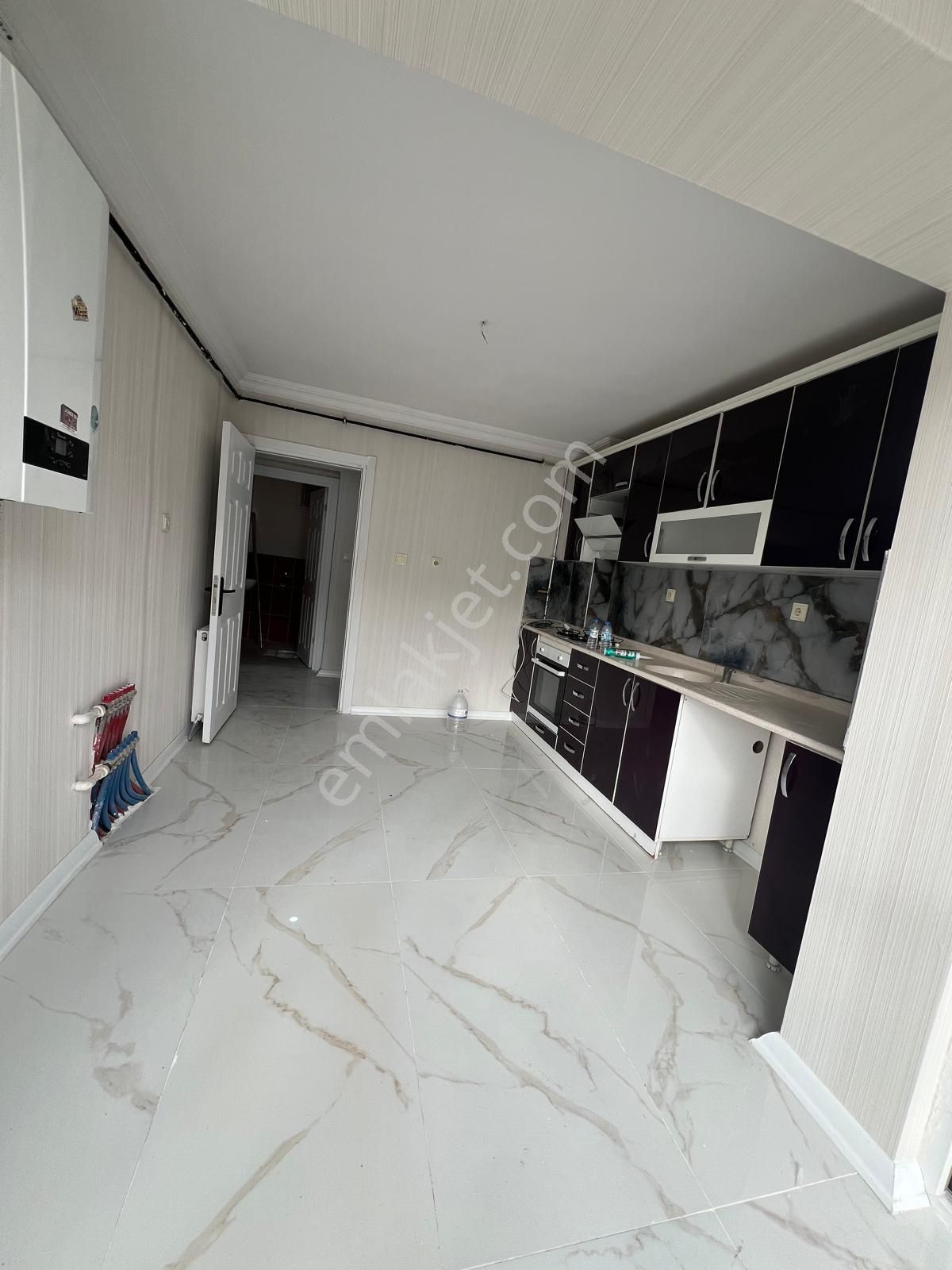 Ovacık Mahallesi'nde E.banyolu Asansörlü Binada 3+1 Daire! - Görsel 4