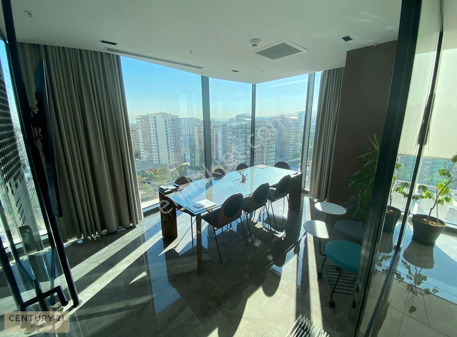 Moment Beştepe De 12. Katta Özel Mimari Tasarımlı Kiralık Ofis - Görsel 4