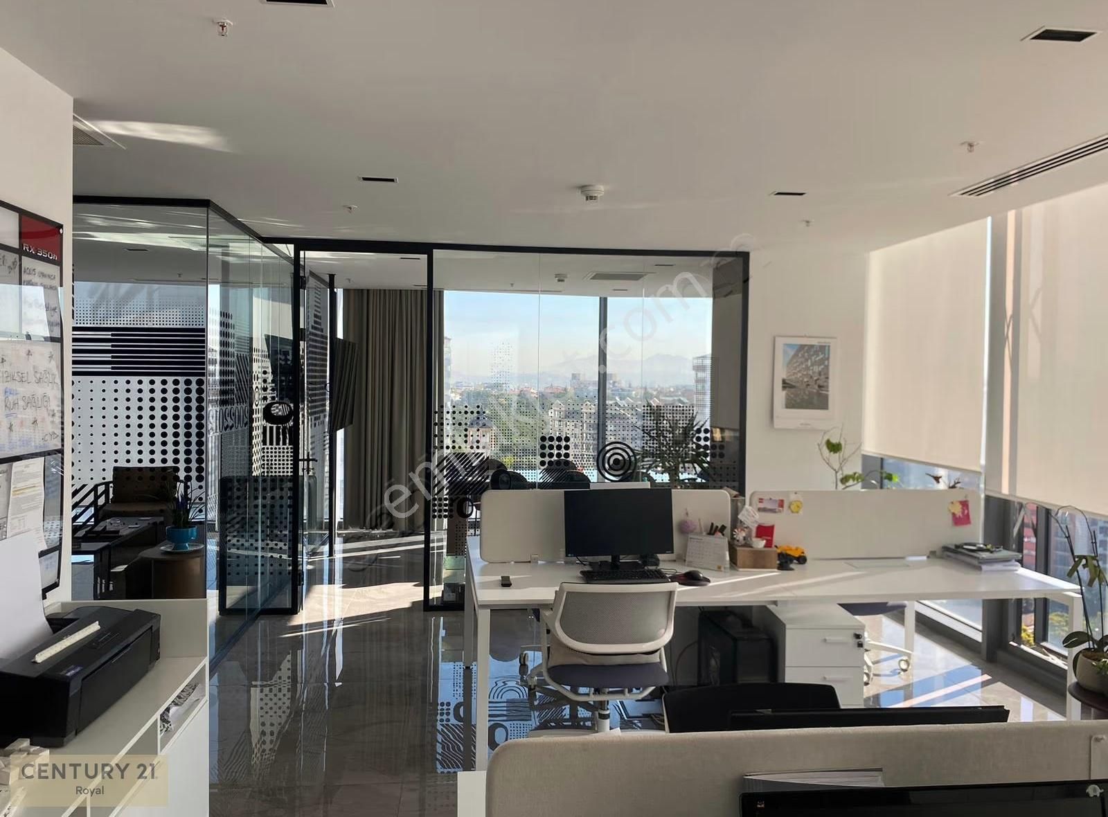 Moment Beştepe De 12. Katta Özel Mimari Tasarımlı Kiralık Ofis - Görsel 12