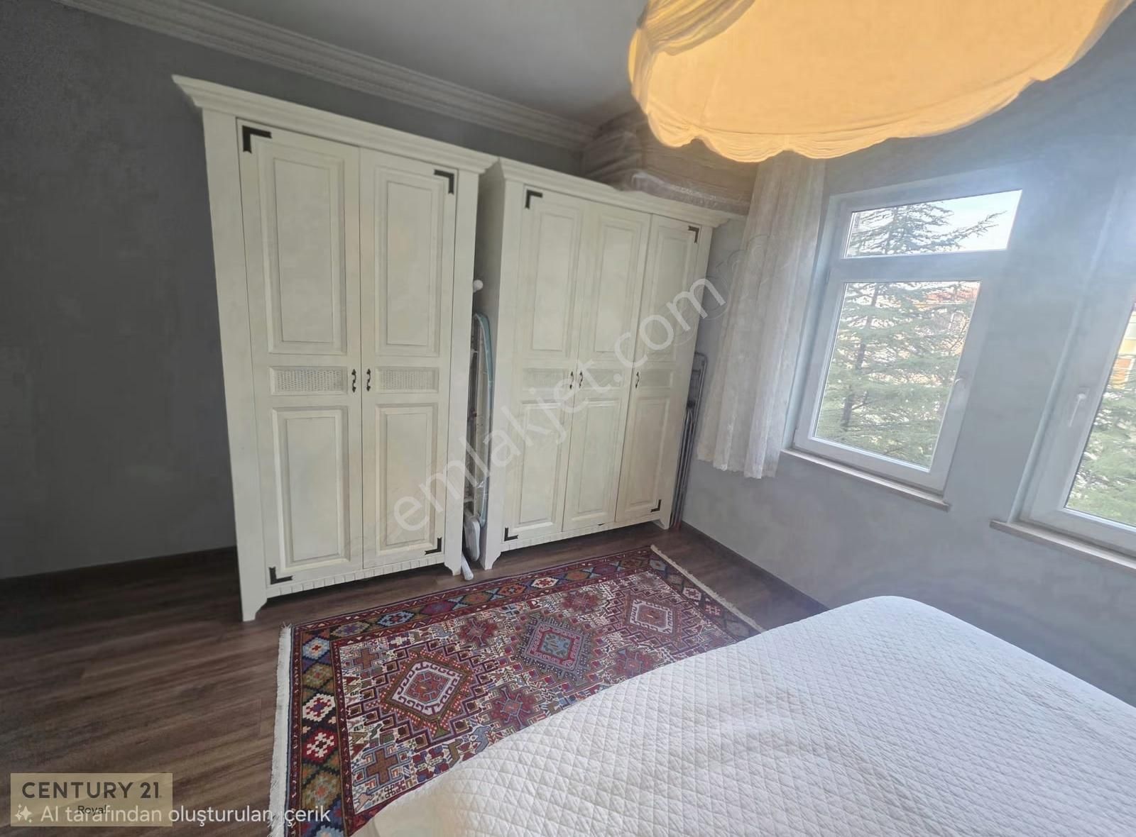 Refik Belendir Caddesi'nde Baştan Sona Yenilenmiş 4+1, Kiracısız - Görsel 3