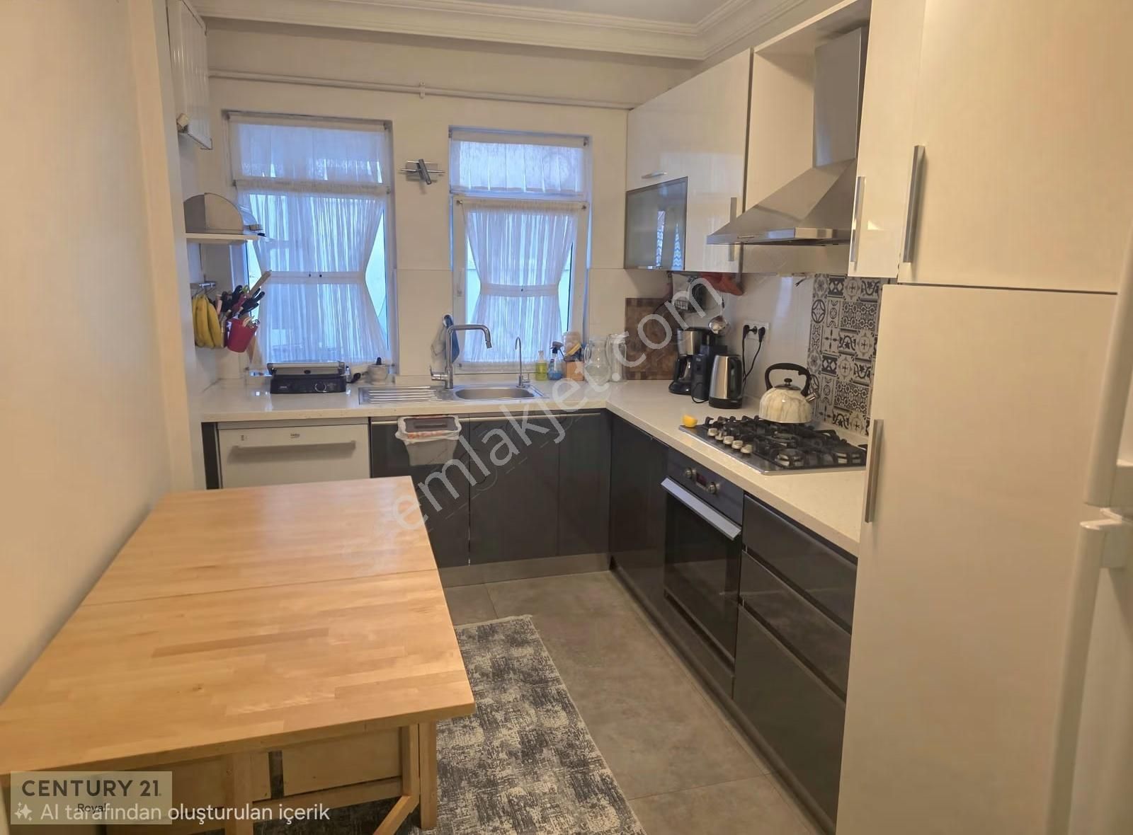 Refik Belendir Caddesi'nde Baştan Sona Yenilenmiş 4+1, Kiracısız - Görsel 12