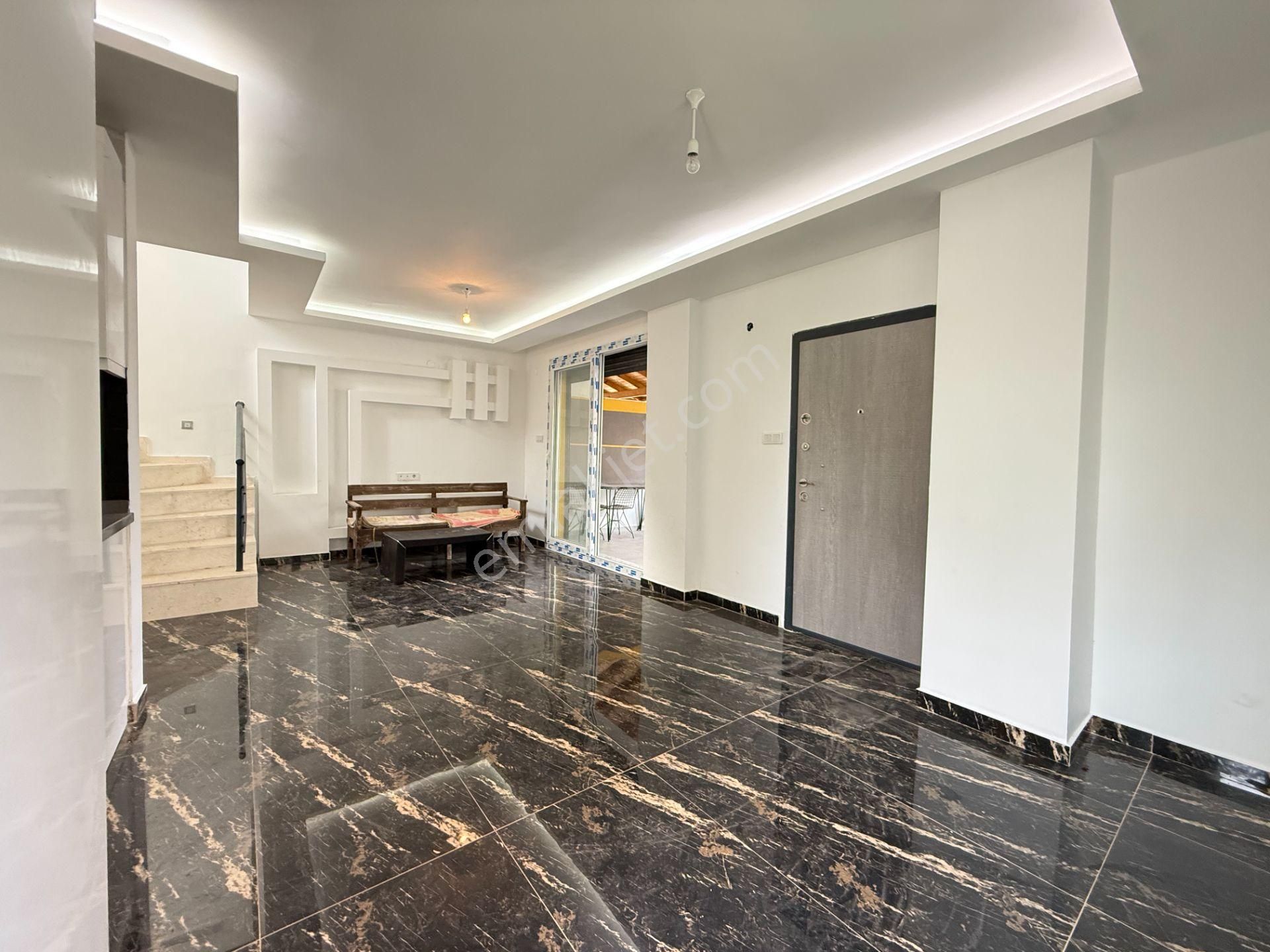 Seferihisar Doğanbey’de Satılık 3 + 1 Sıfır Geniş Bahçeli Villa Yazlık - Görsel 17