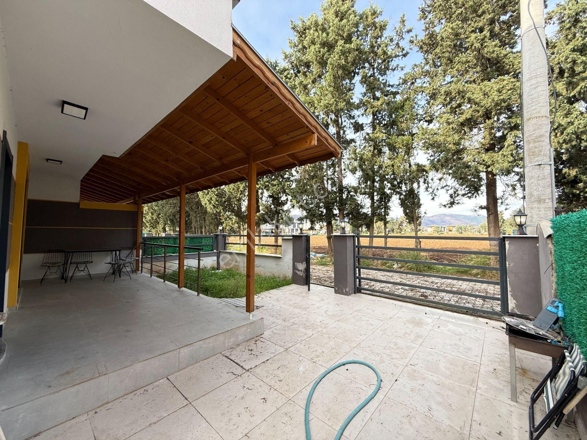 Seferihisar Doğanbey’de Satılık 3 + 1 Sıfır Geniş Bahçeli Villa Yazlık - Görsel 11