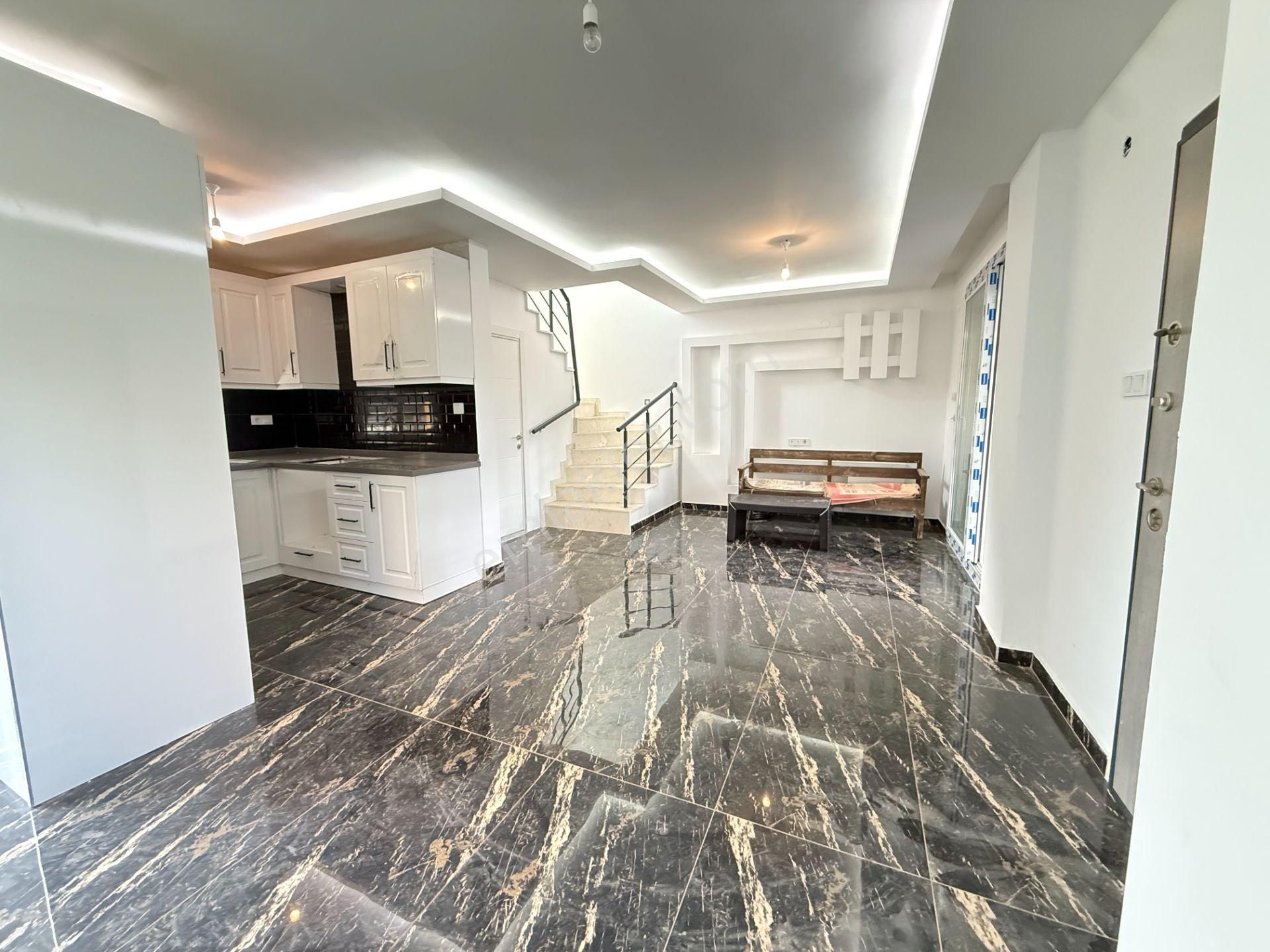 Seferihisar Doğanbey’de Satılık 3 + 1 Sıfır Geniş Bahçeli Villa Yazlık - Görsel 14